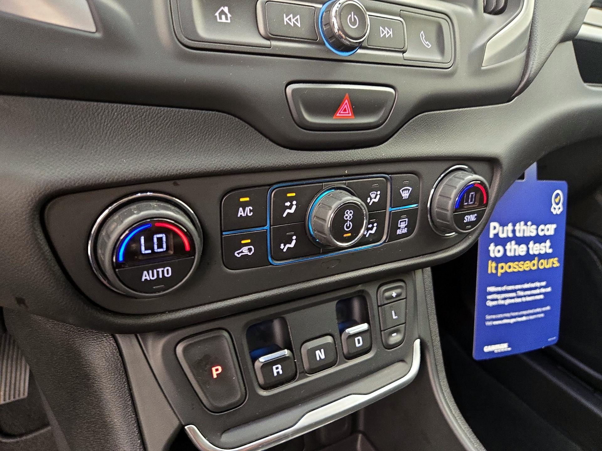 Thumbnail: 2019 GMC Terrain - 16
