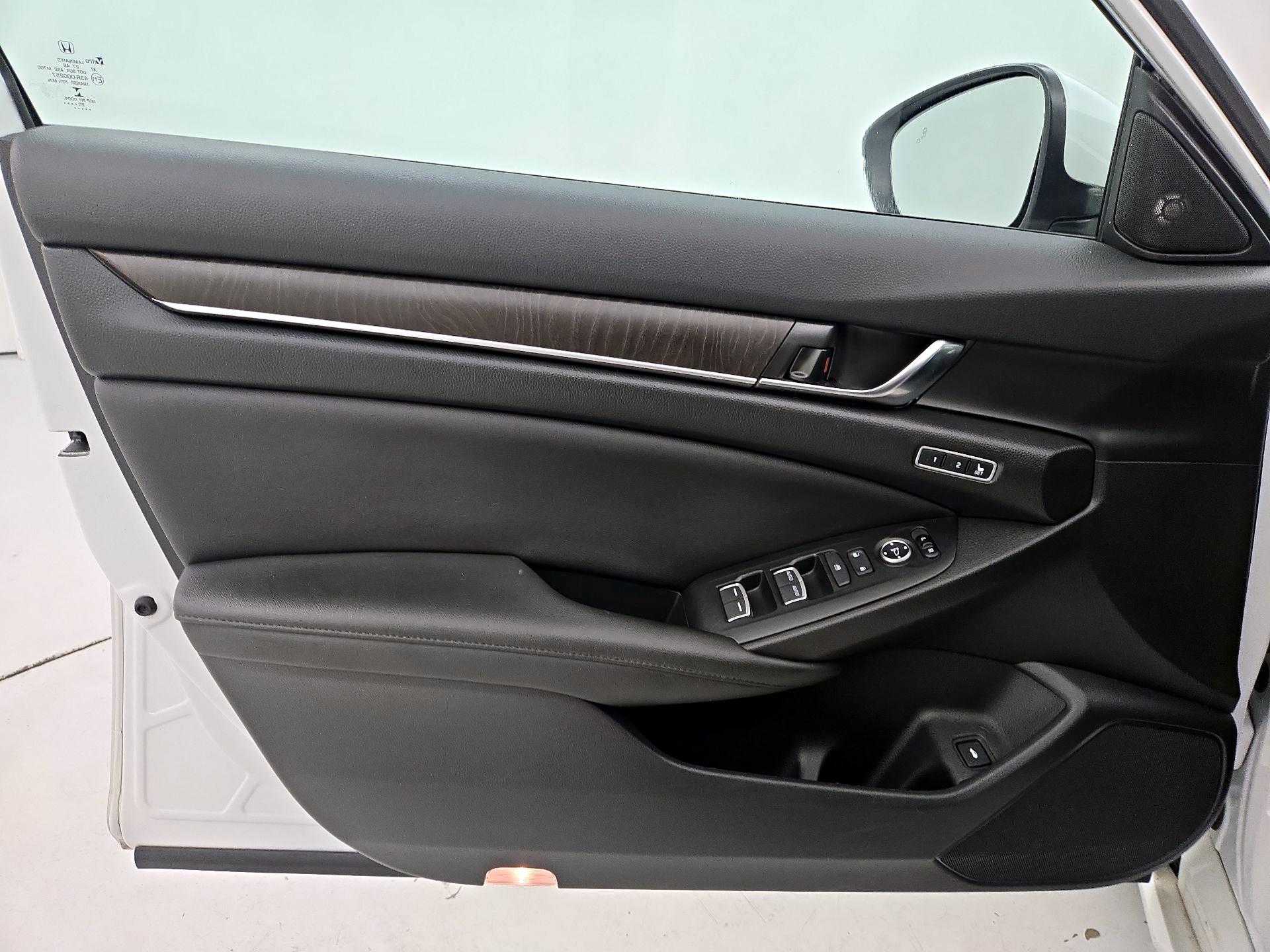 Thumbnail: 2021 Honda Accord - 12