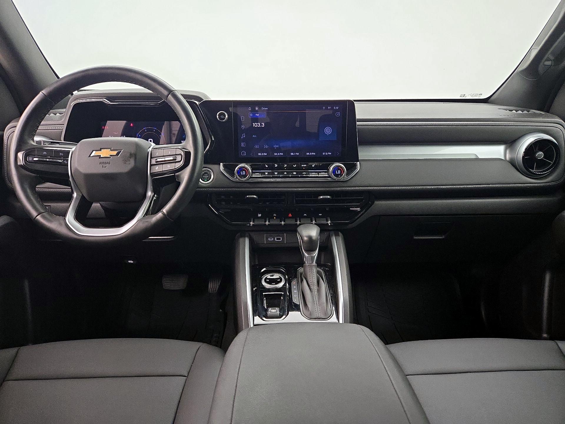 Thumbnail: 2024 Chevrolet Colorado - 9