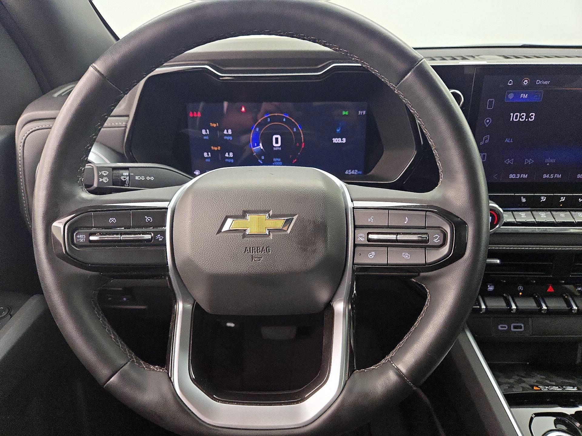 Thumbnail: 2024 Chevrolet Colorado - 10