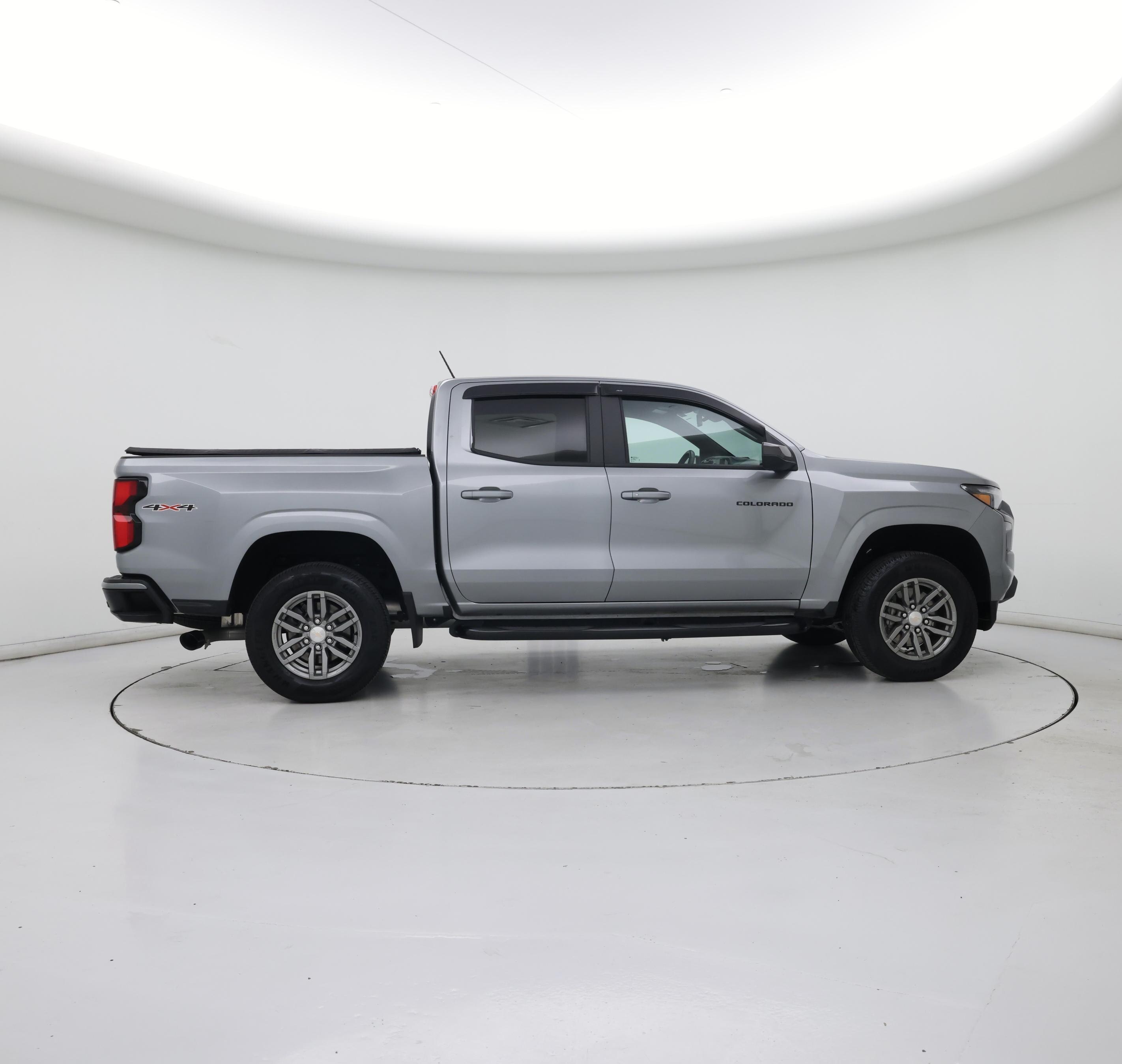 Thumbnail: 2024 Chevrolet Colorado - 7