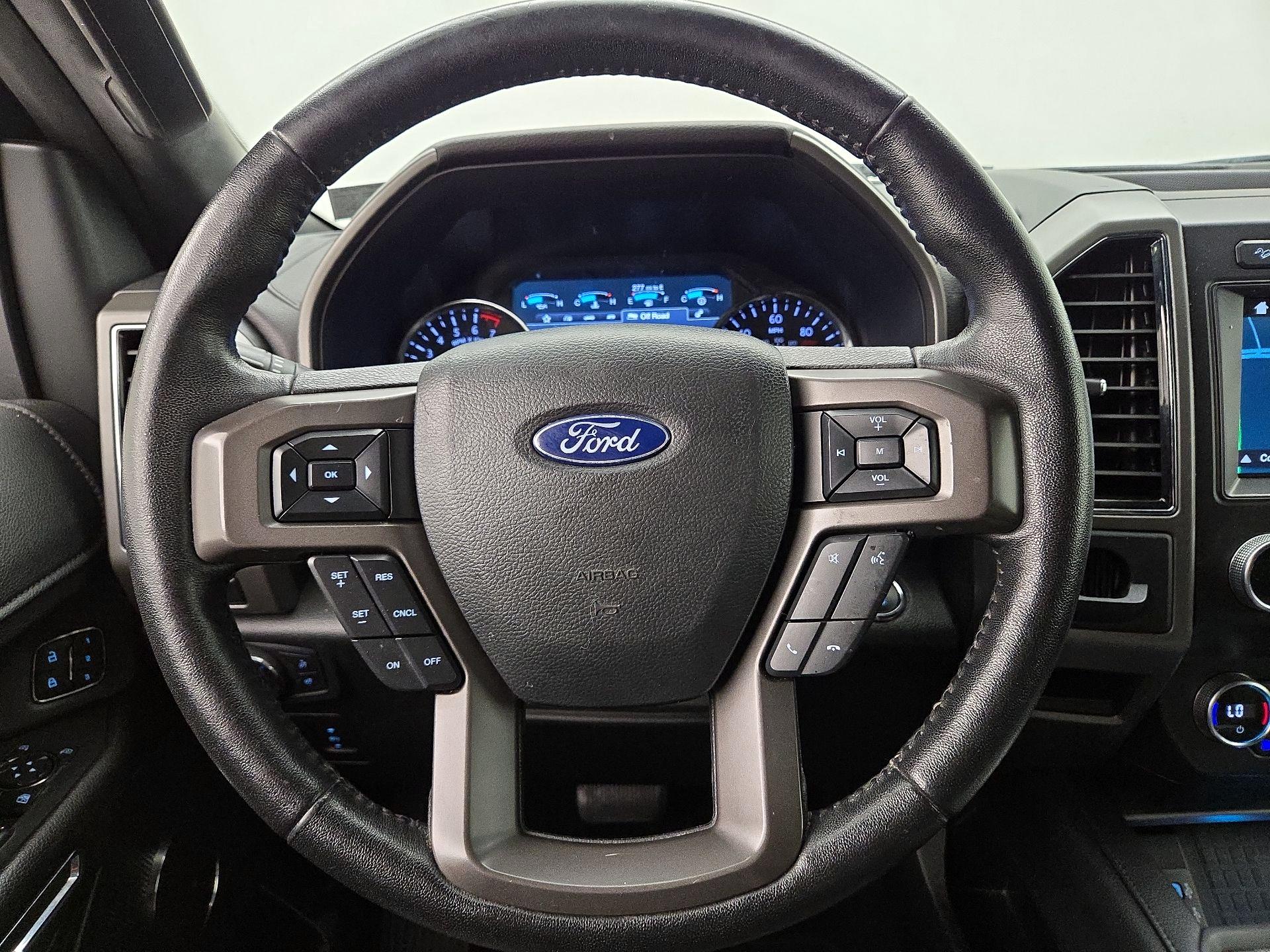 Thumbnail: 2019 Ford Expedition - 10