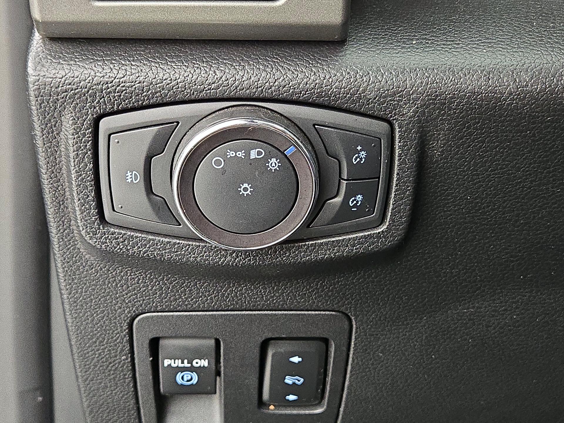 Thumbnail: 2019 Ford Expedition - 13