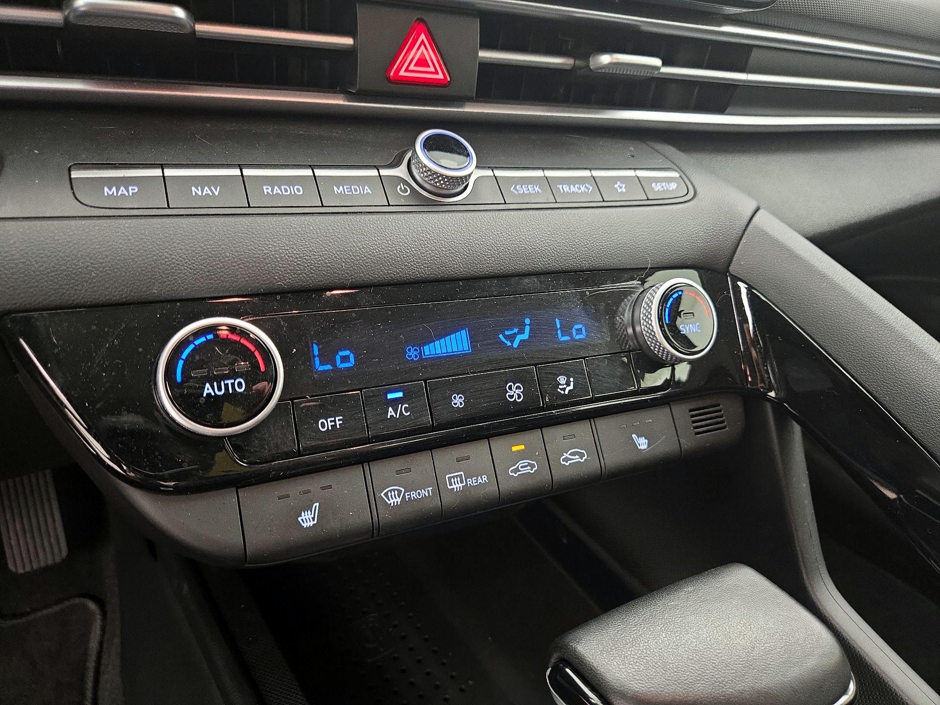 Thumbnail: 2023 Hyundai Elantra - 16