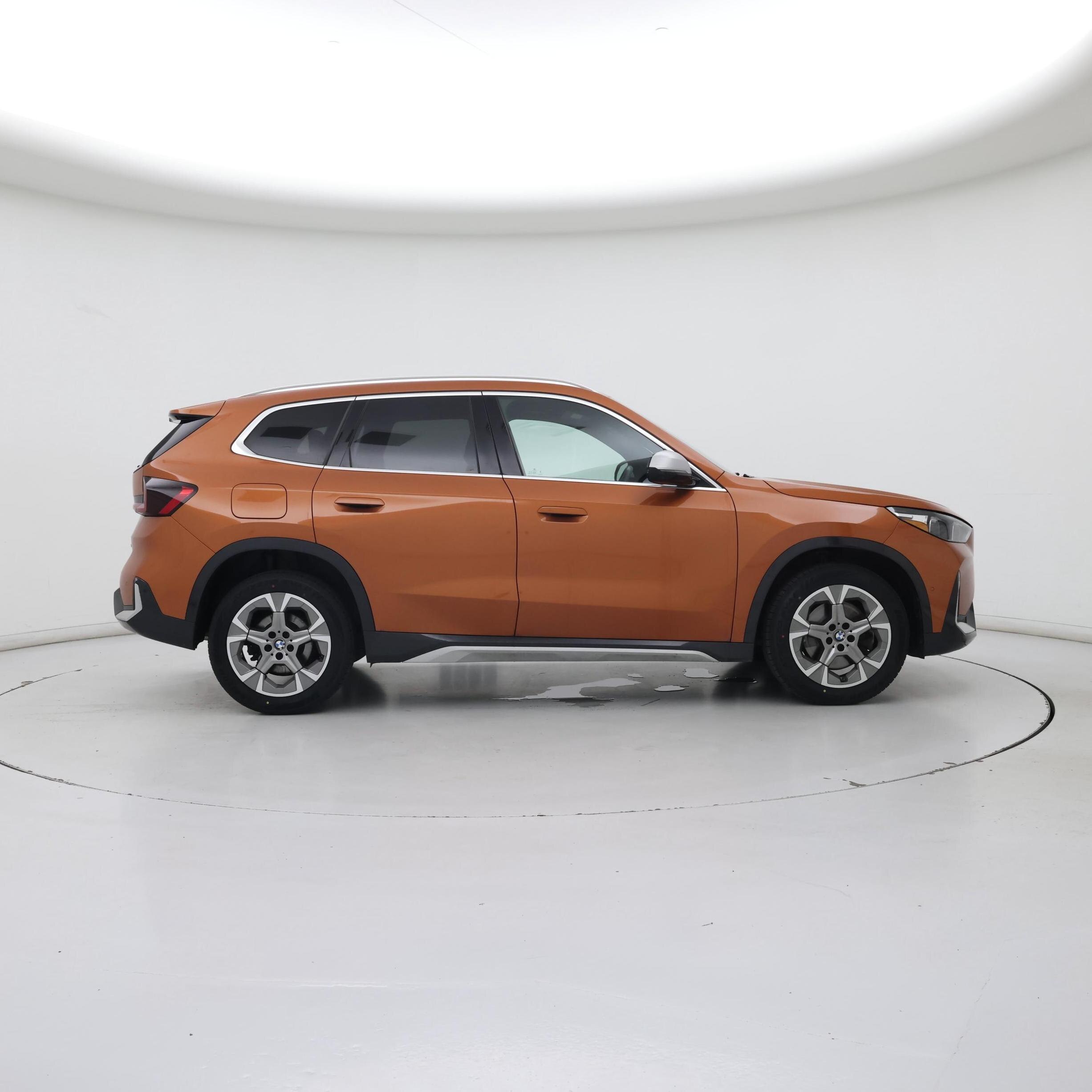 Thumbnail: 2023 BMW X1 - 7