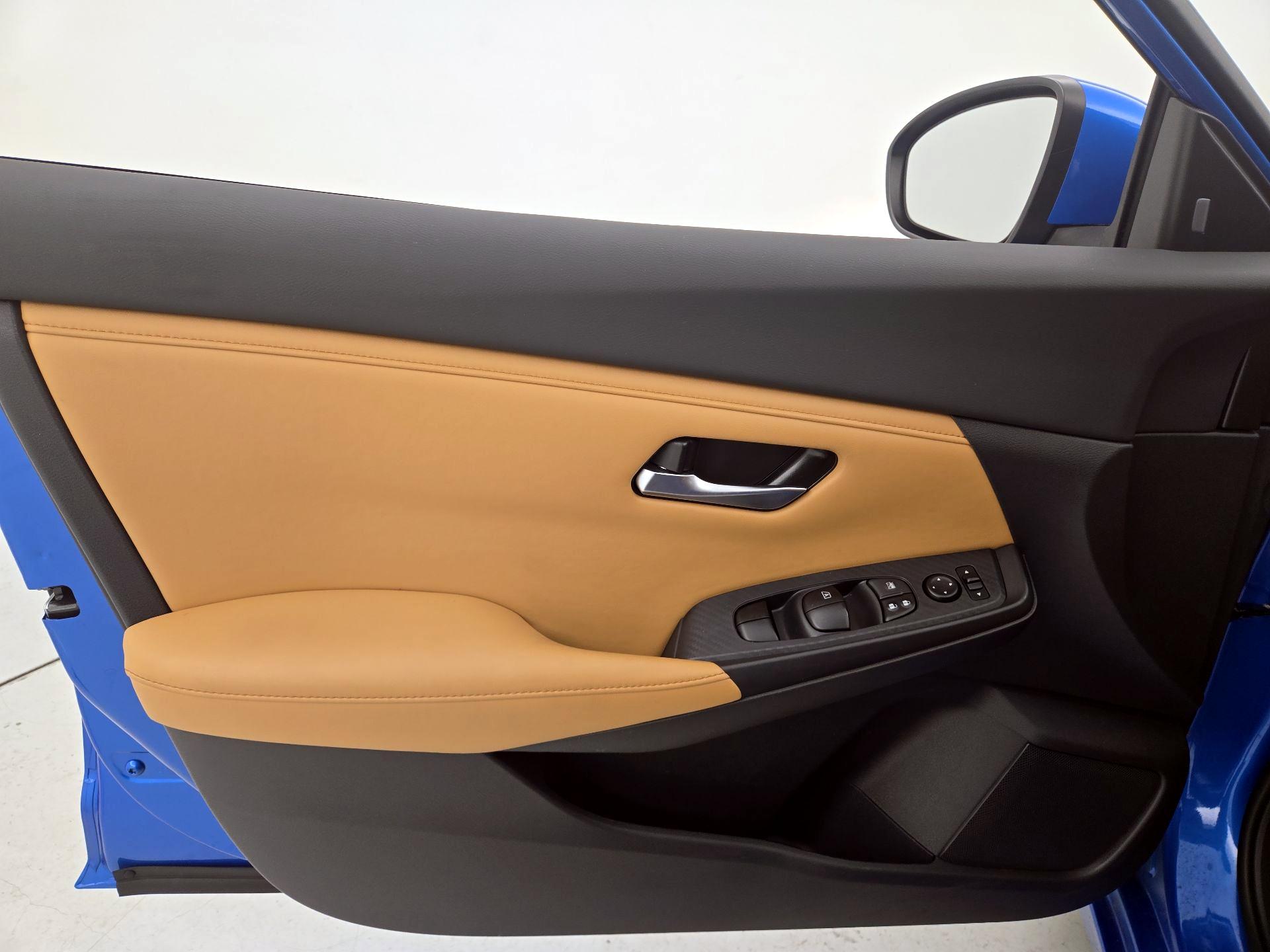 Thumbnail: 2021 Nissan Sentra - 12