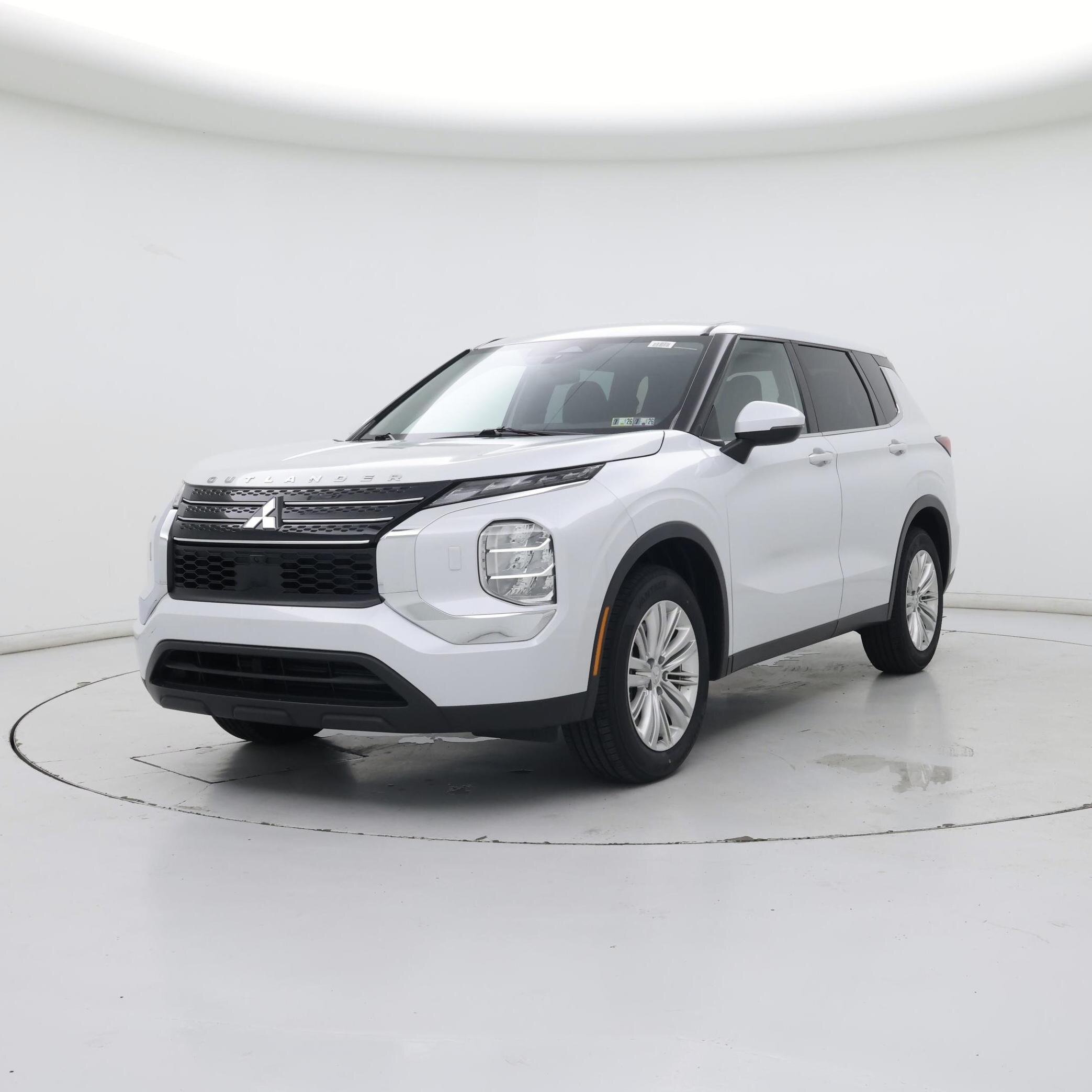Thumbnail: 2022 Mitsubishi Outlander - 4