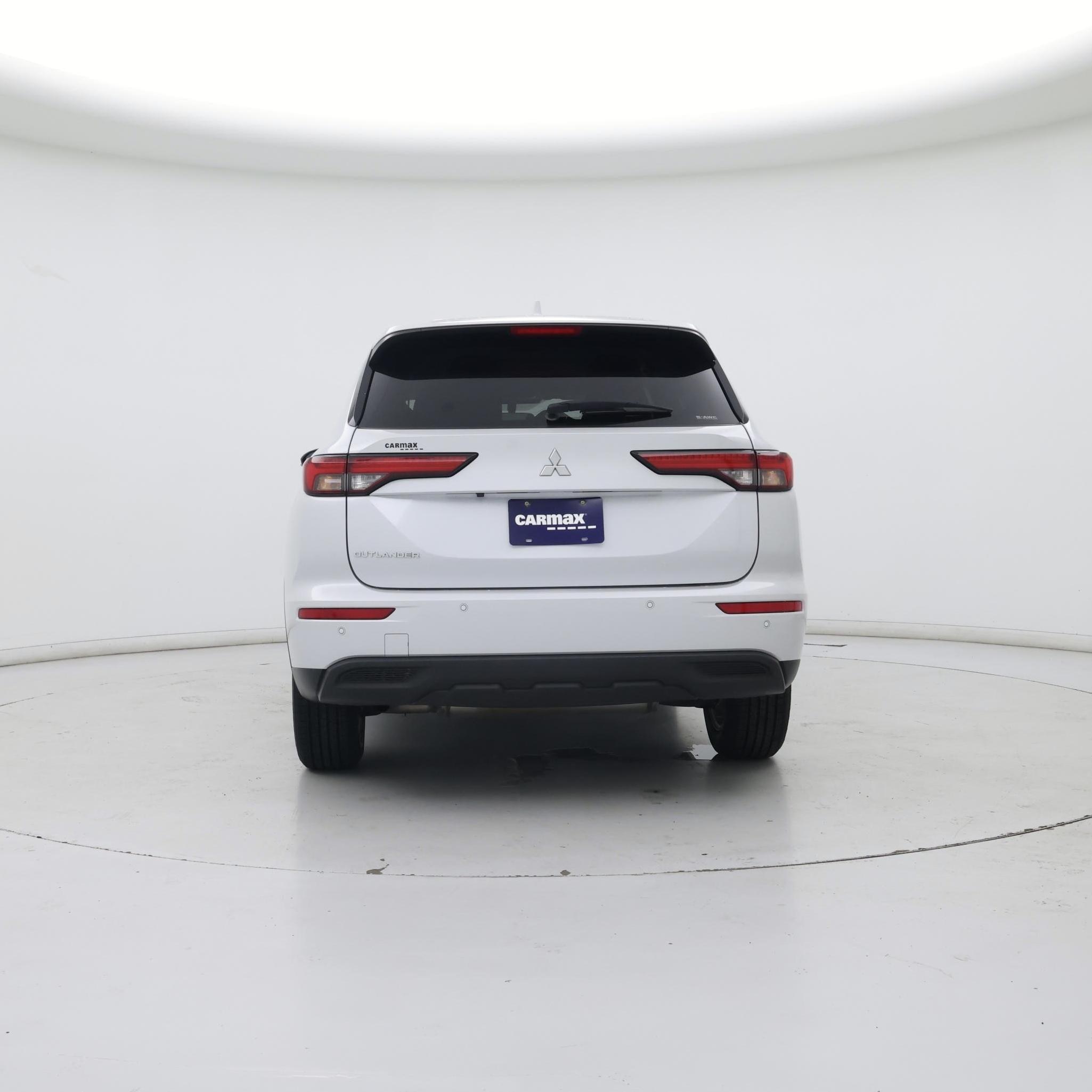 Thumbnail: 2022 Mitsubishi Outlander - 6