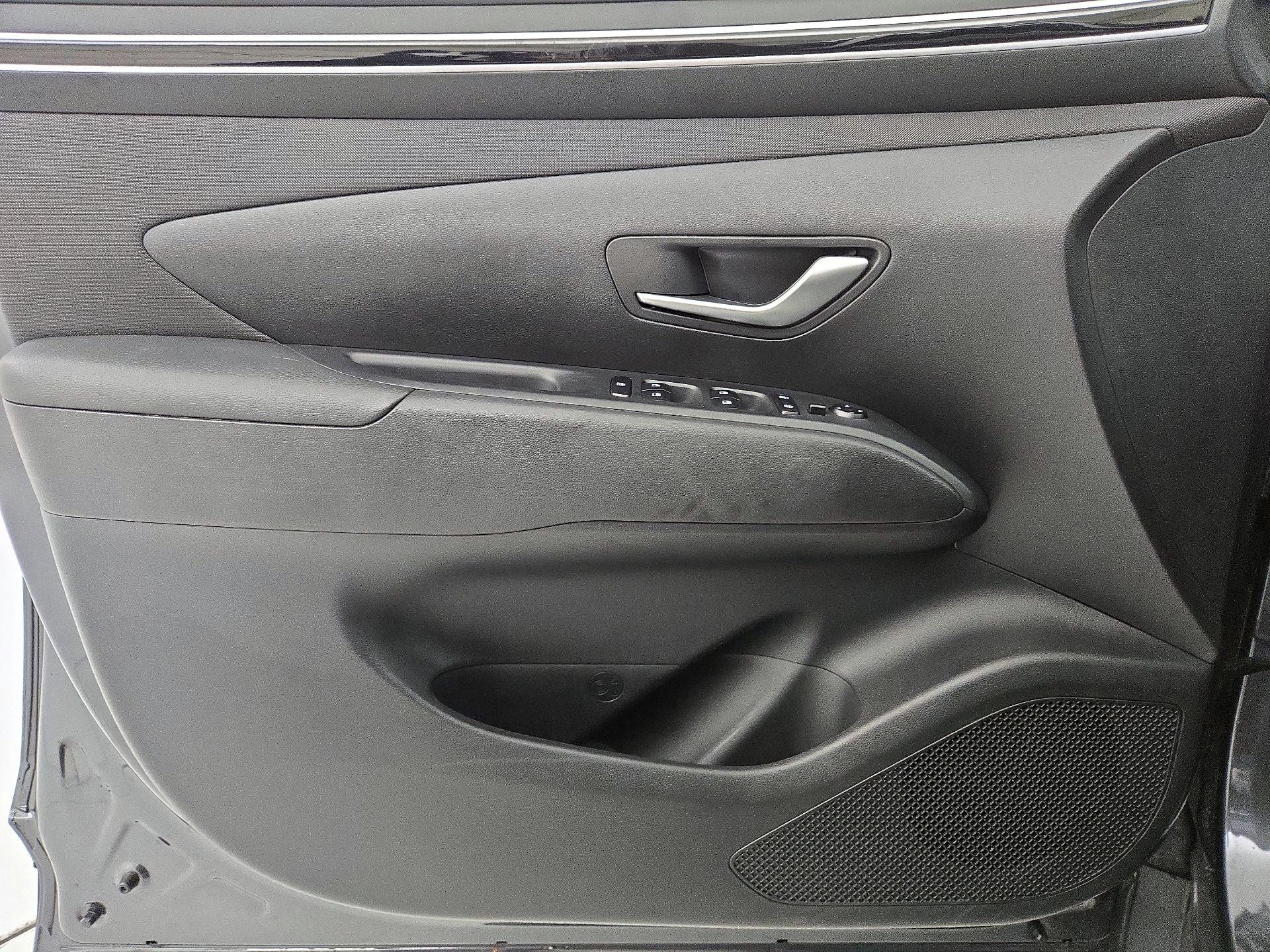 Thumbnail: 2023 Hyundai Tucson - 12