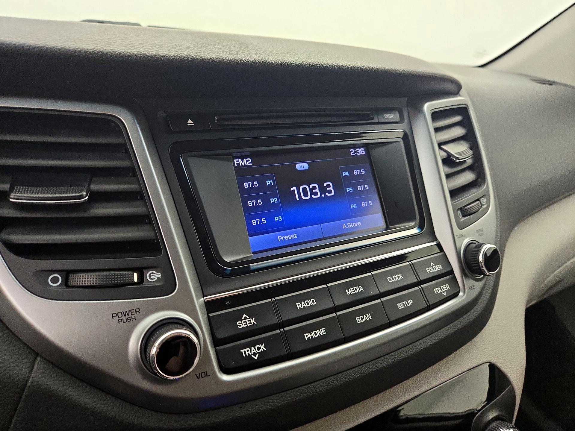 Thumbnail: 2018 Hyundai Tucson - 15