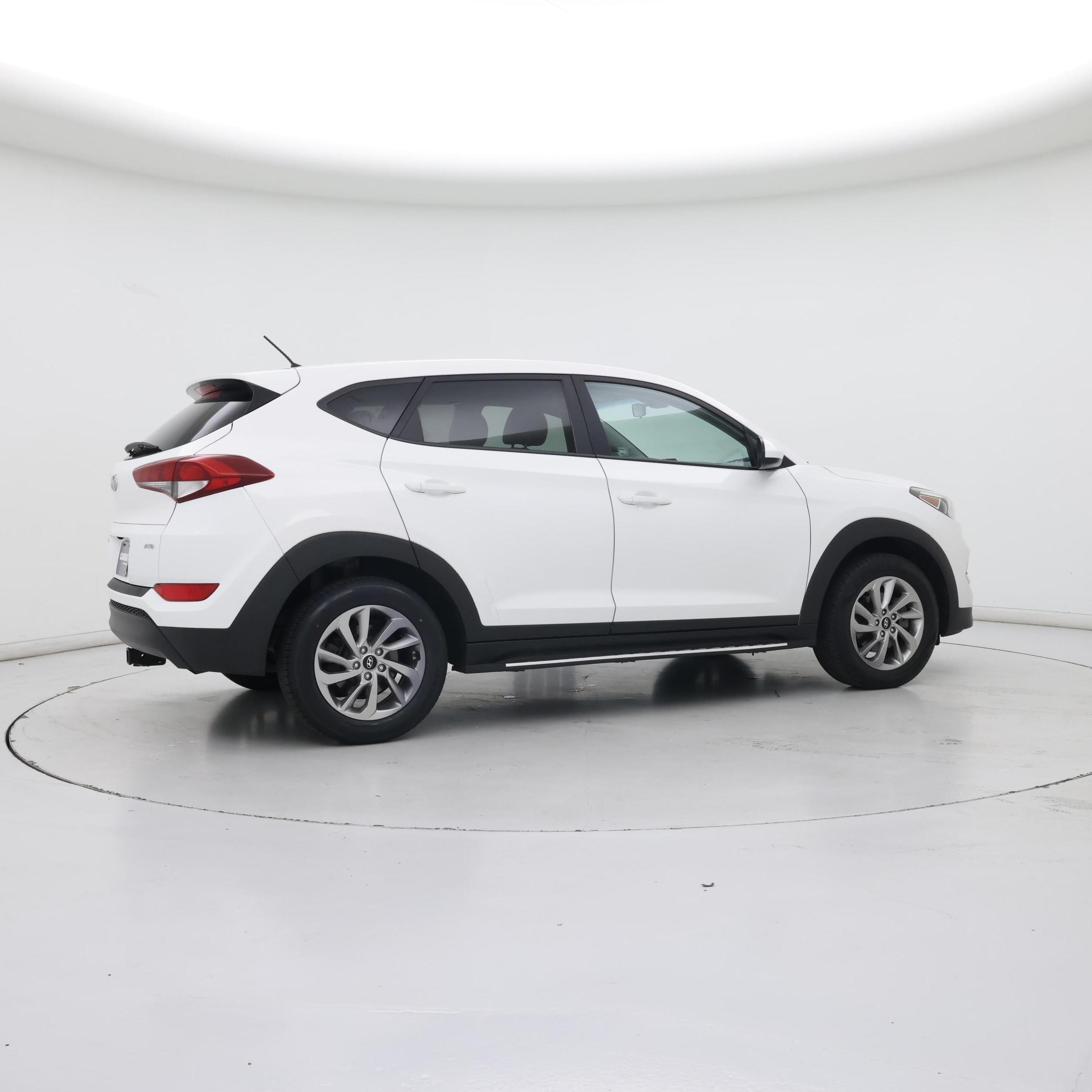 Thumbnail: 2018 Hyundai Tucson - 4