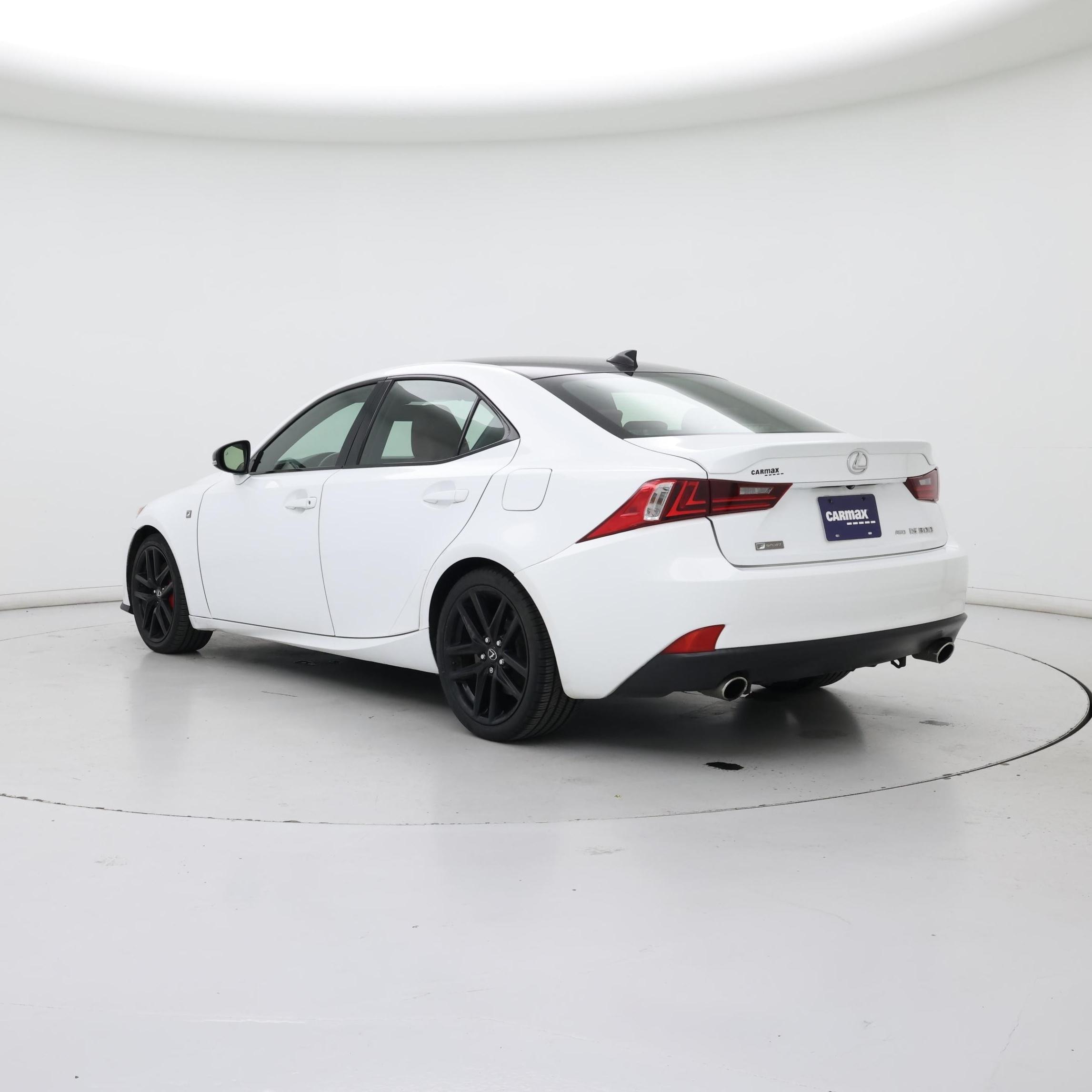 Thumbnail: 2016 Lexus IS - 2