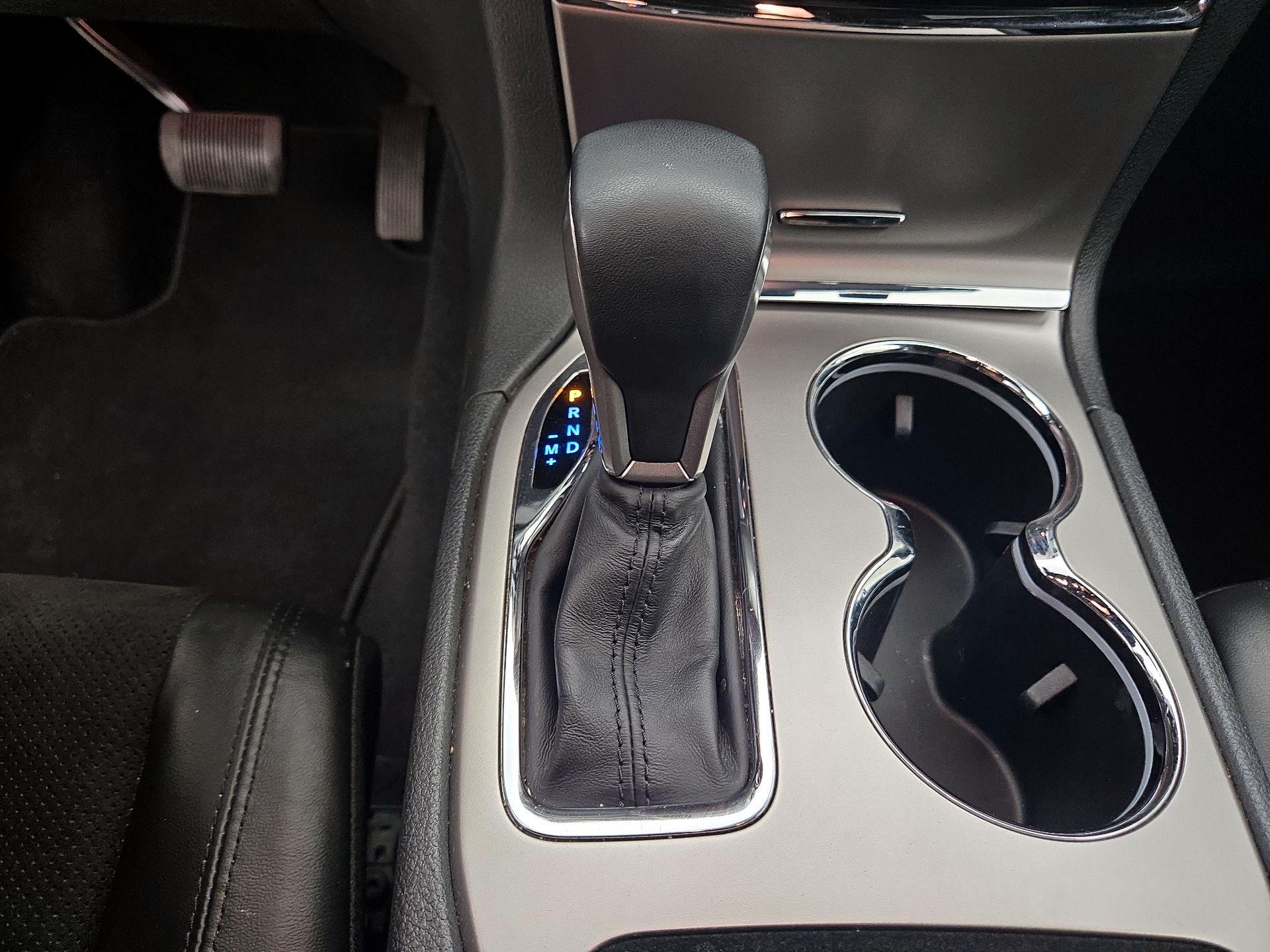 Thumbnail: 2019 Jeep Grand Cherokee - 18