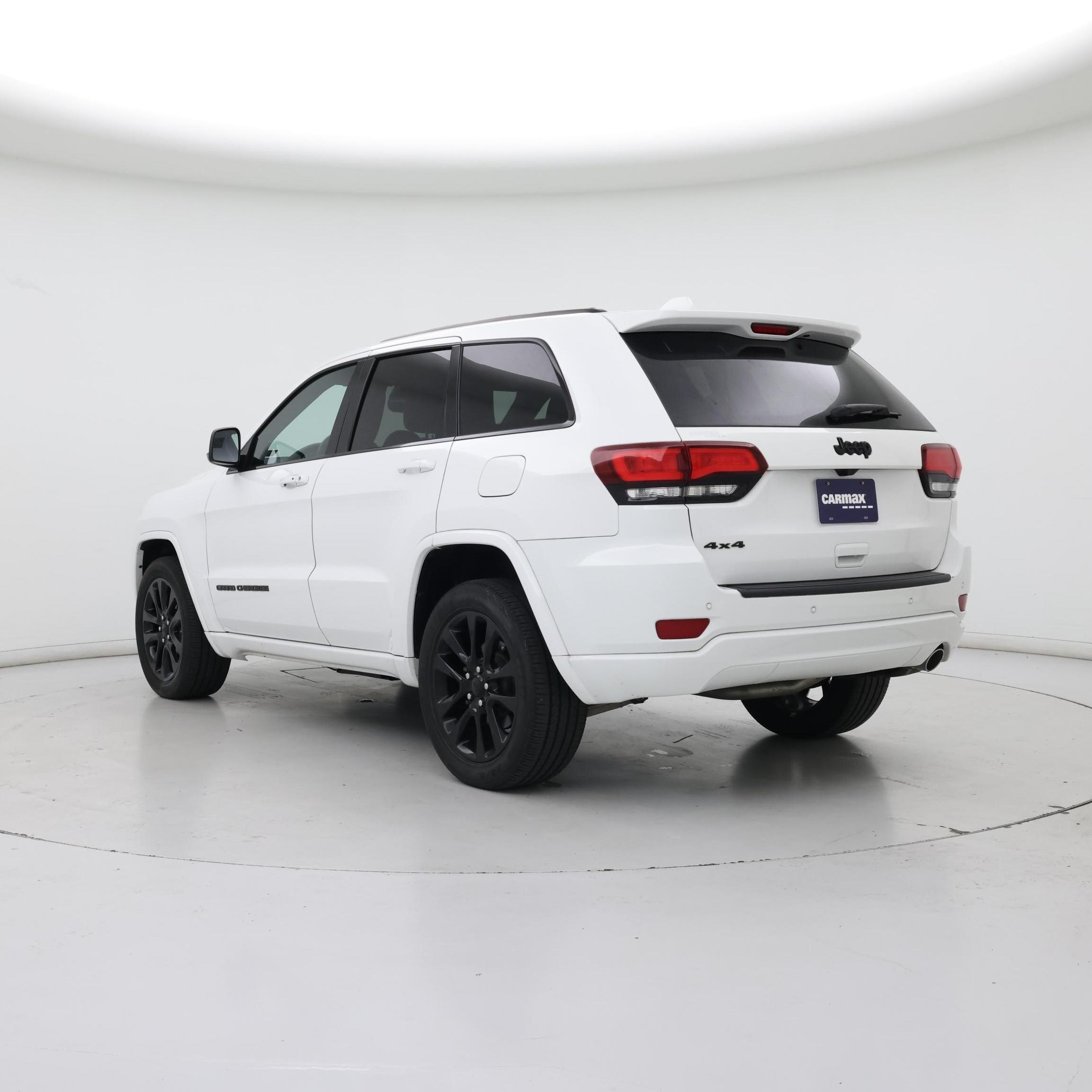 Thumbnail: 2019 Jeep Grand Cherokee - 2
