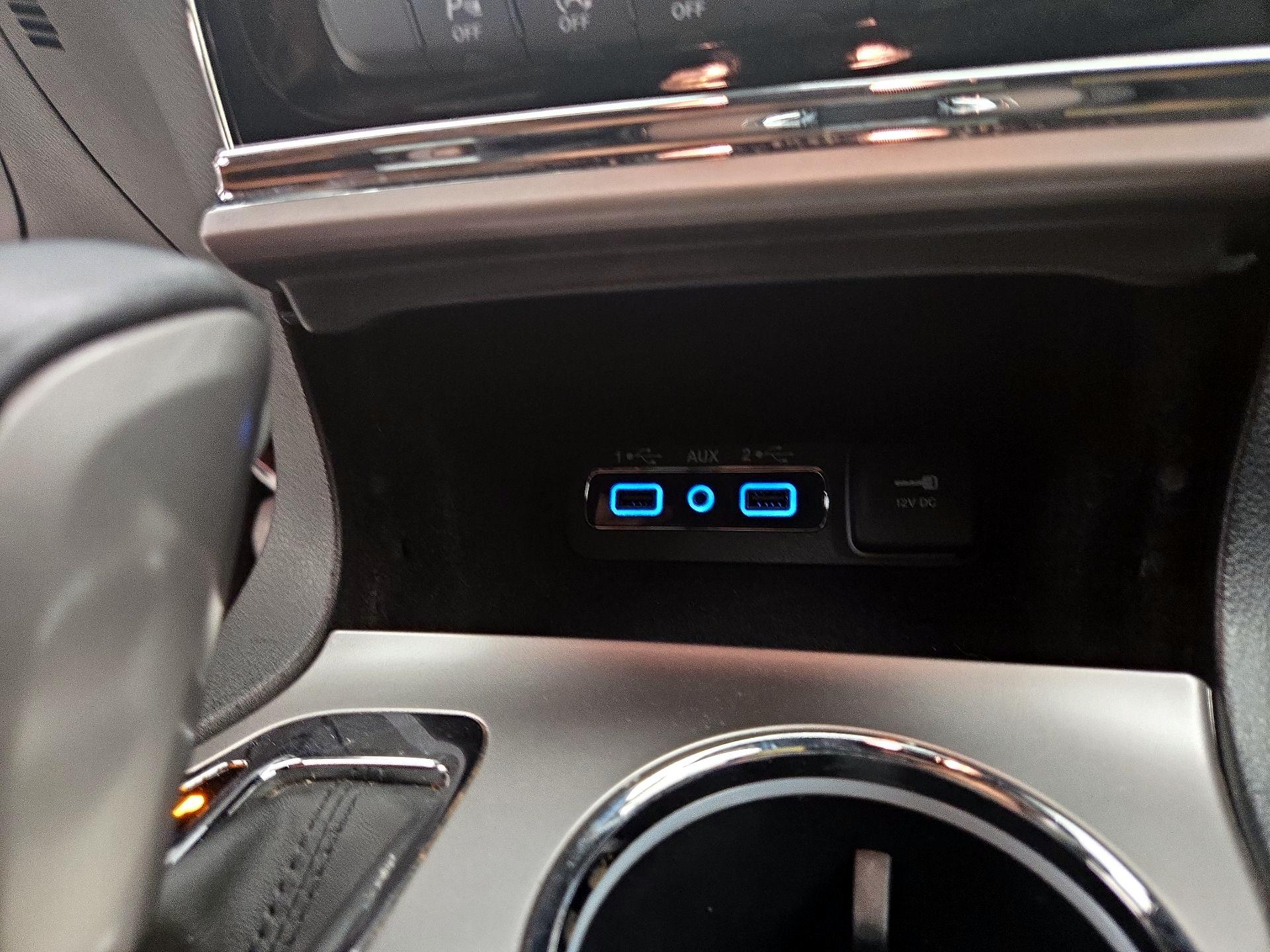 Thumbnail: 2019 Jeep Grand Cherokee - 19