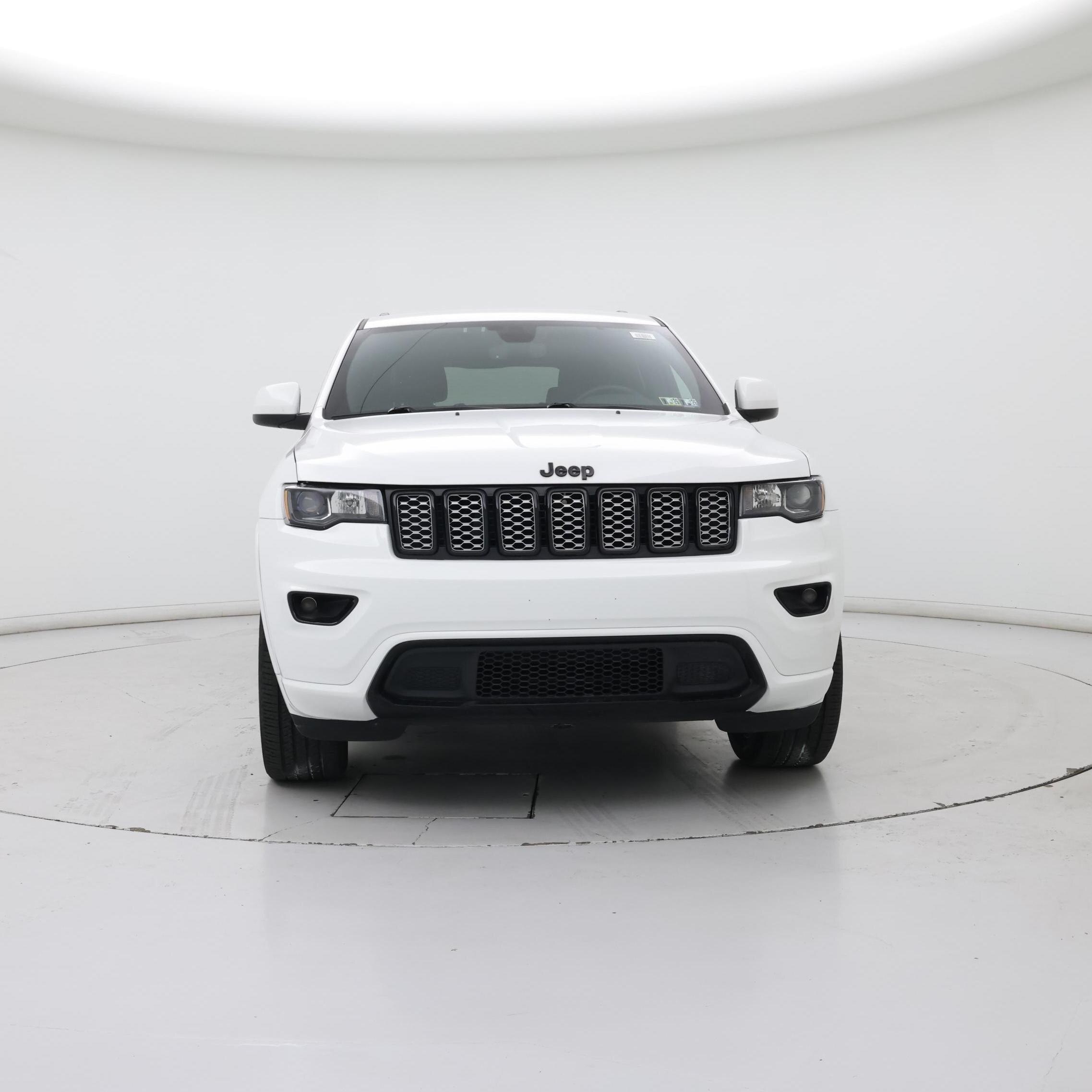 Thumbnail: 2019 Jeep Grand Cherokee - 5