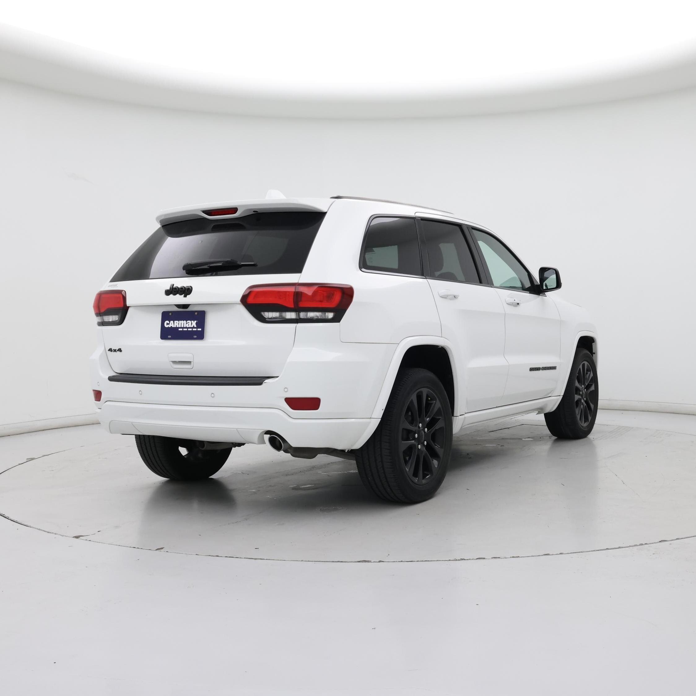 Thumbnail: 2019 Jeep Grand Cherokee - 8