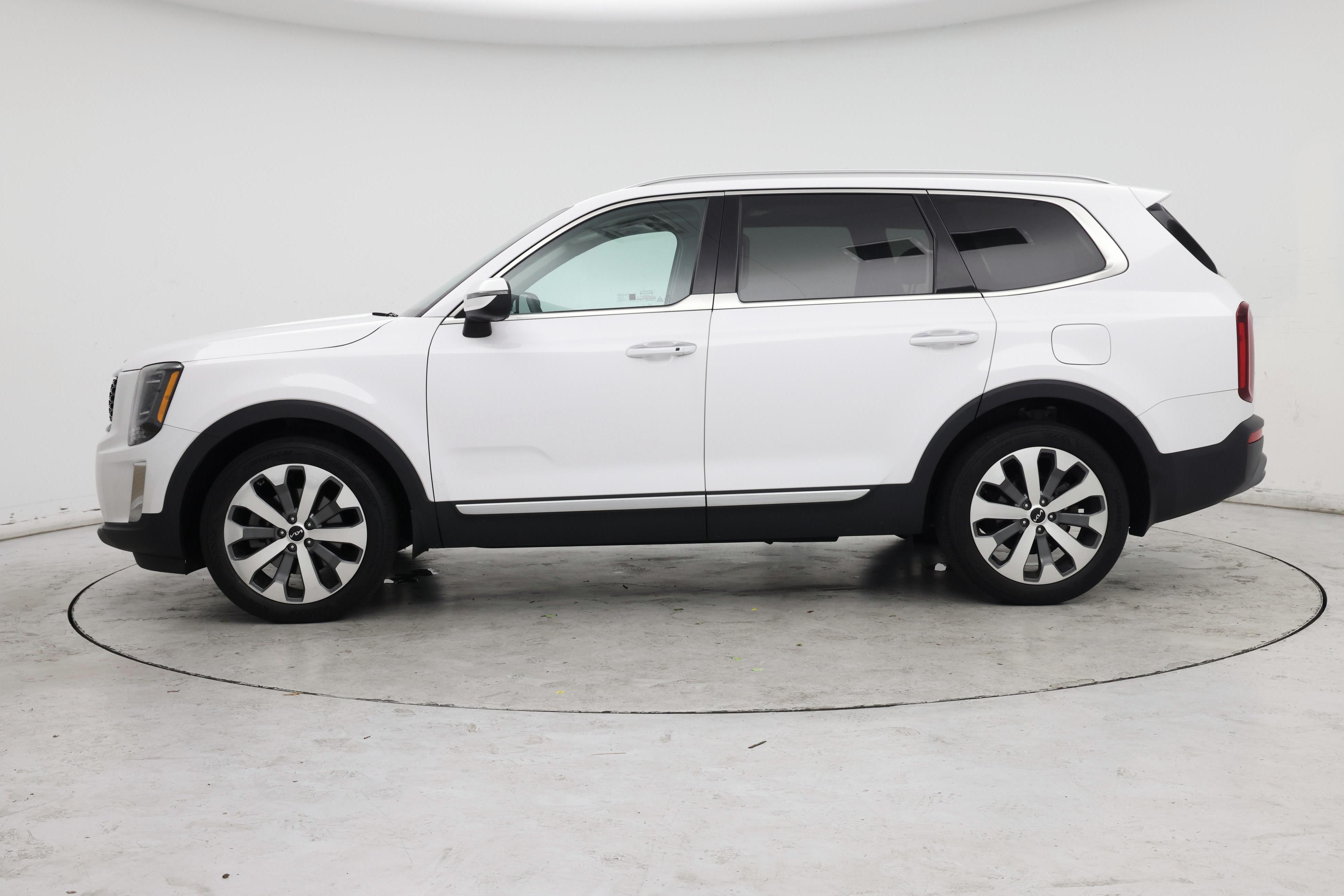 Thumbnail: 2022 Kia Telluride - 3