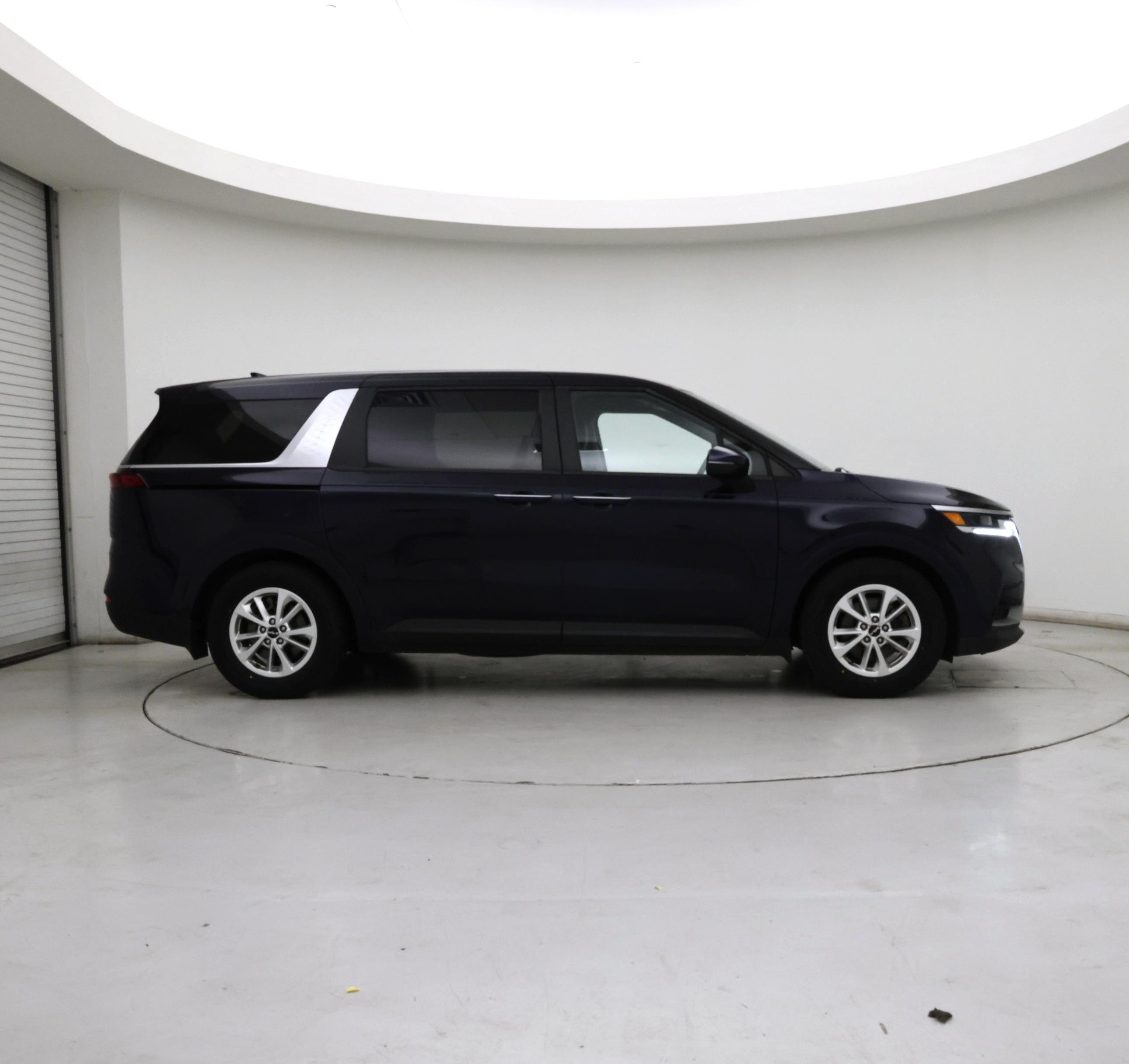 Thumbnail: 2022 Kia Carnival - 7