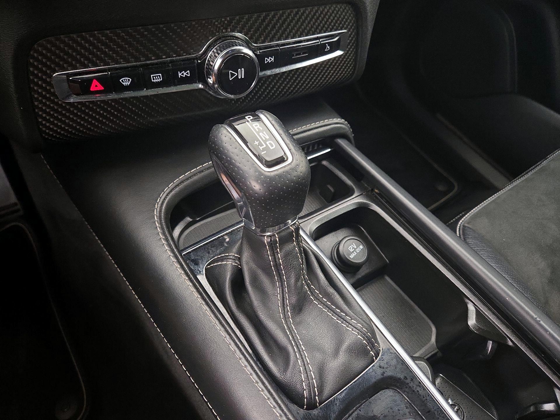 Thumbnail: 2018 Volvo XC90 - 18