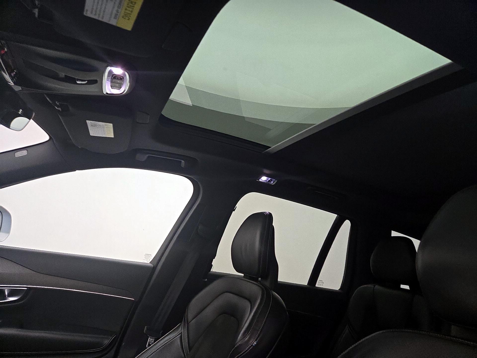 Thumbnail: 2018 Volvo XC90 - 19