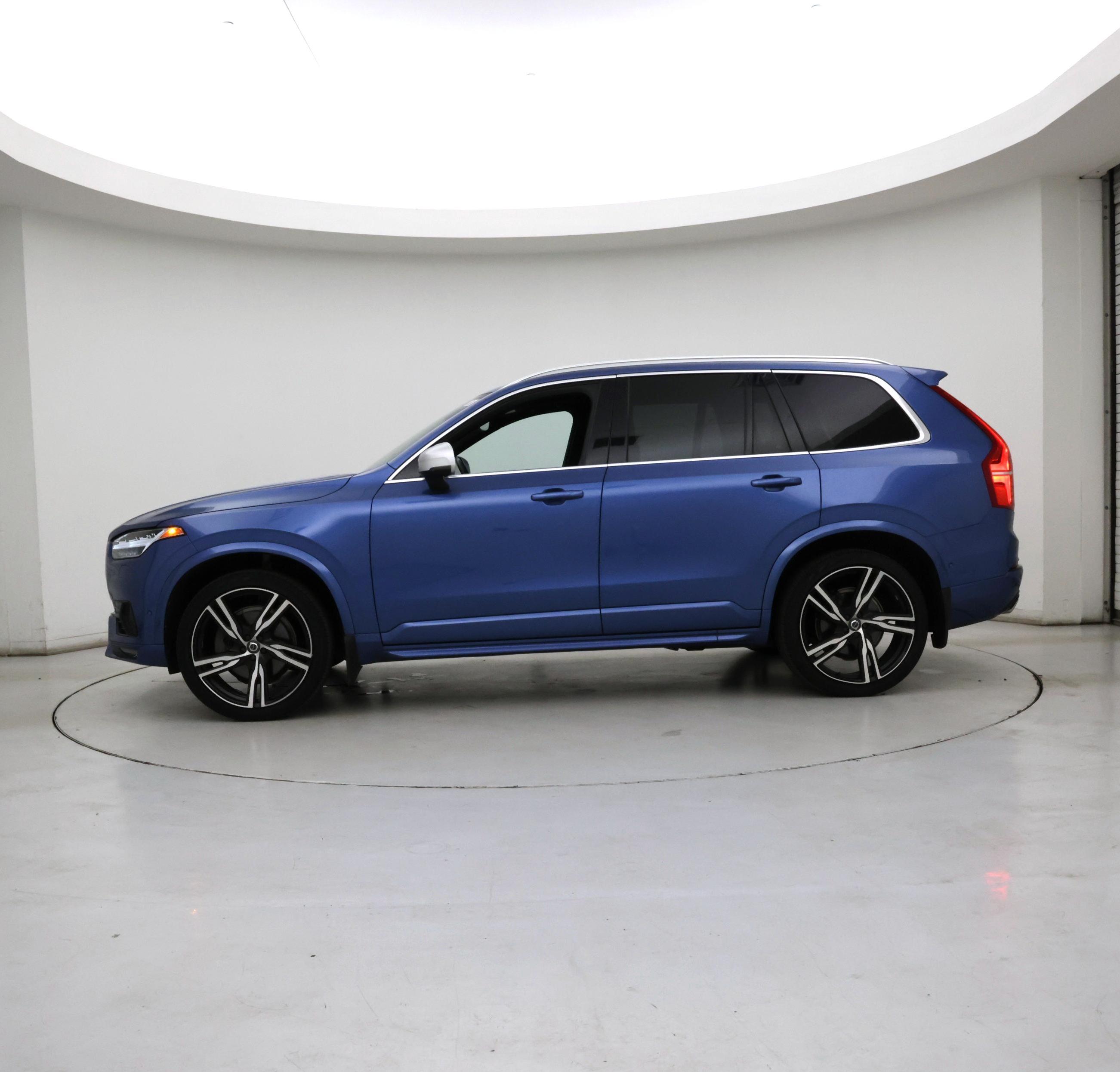 Thumbnail: 2018 Volvo XC90 - 3