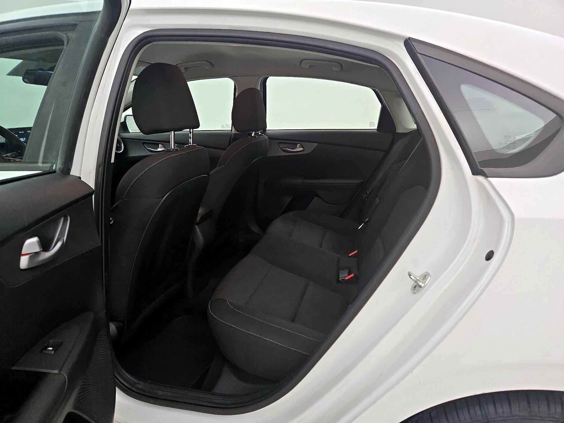 Thumbnail: 2020 Kia Forte - 19