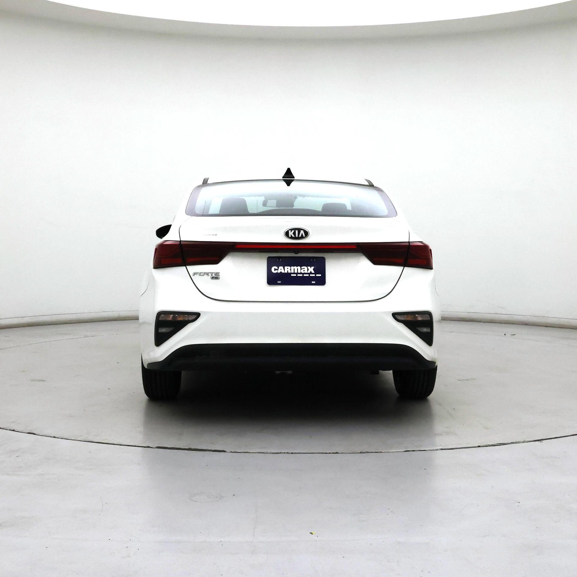 Thumbnail: 2020 Kia Forte - 6