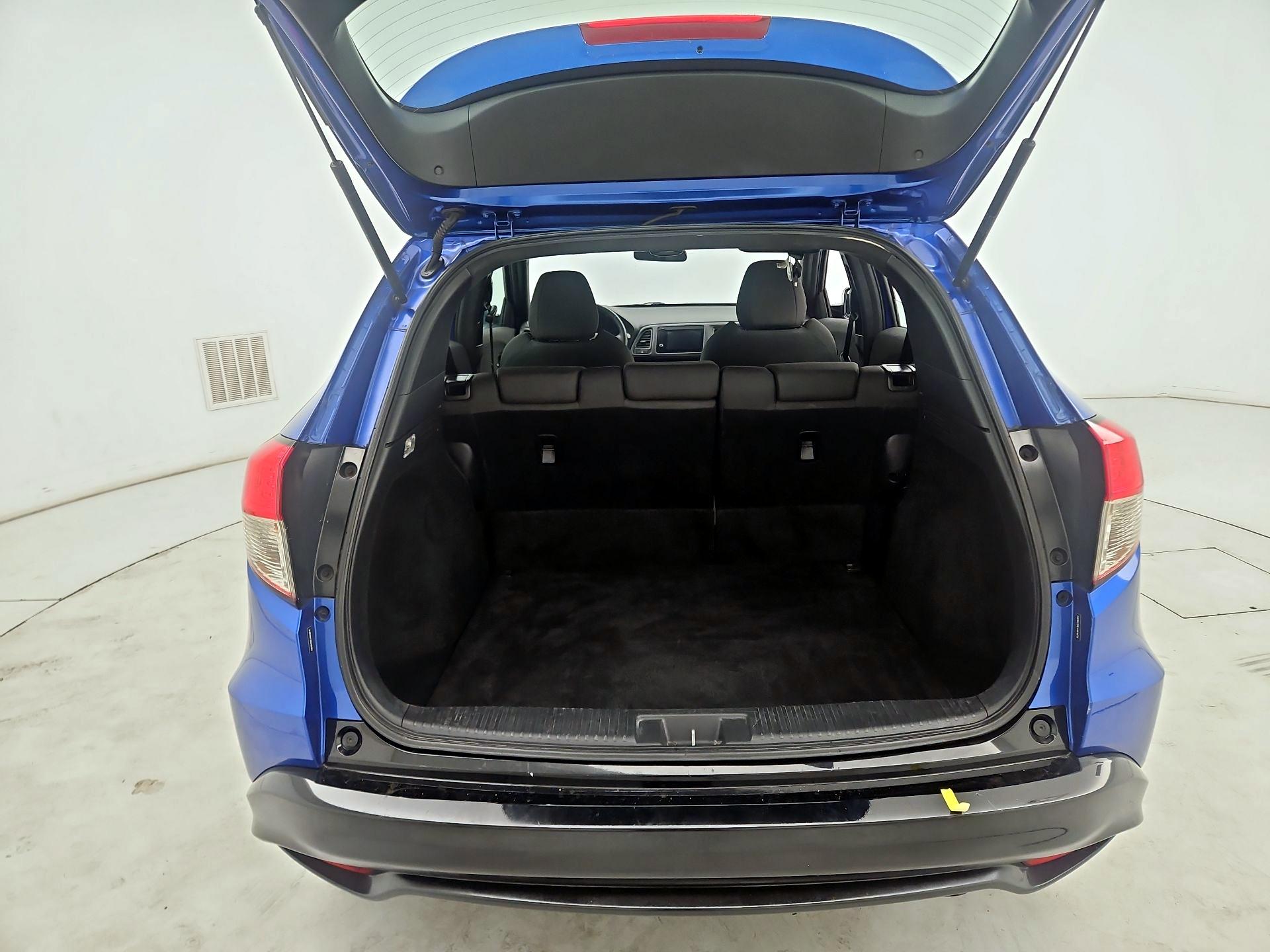 Thumbnail: 2019 Honda HR-V - 20