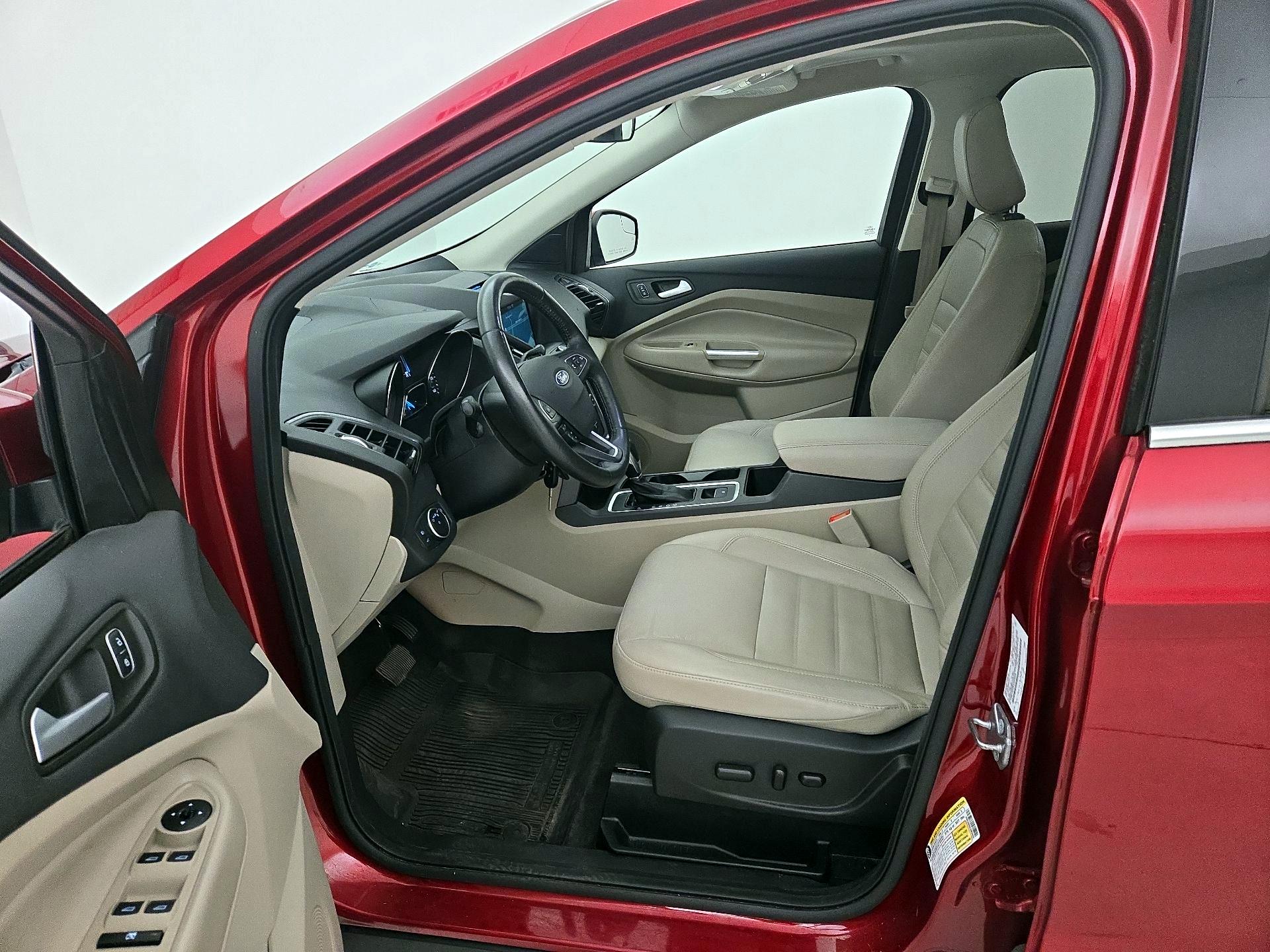 Thumbnail: 2018 Ford Escape - 11