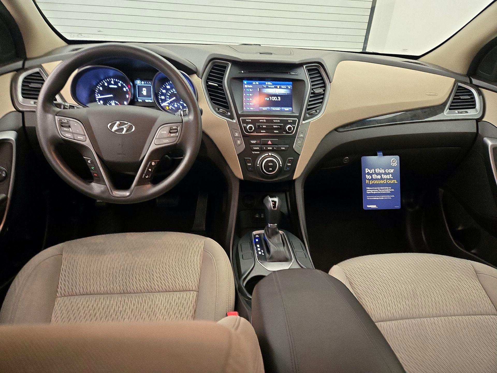 Thumbnail: 2017 Hyundai Santa Fe - 9
