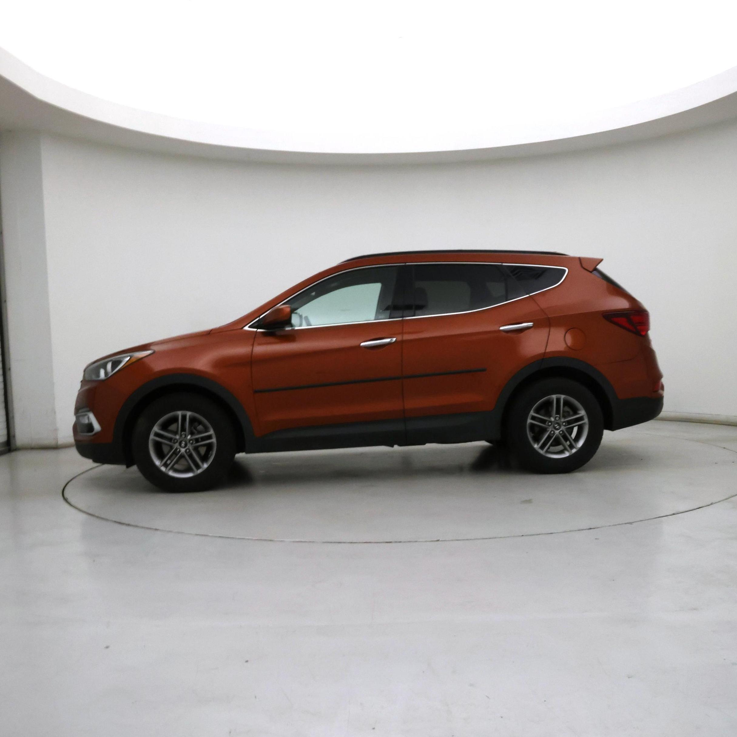 Thumbnail: 2017 Hyundai Santa Fe - 3