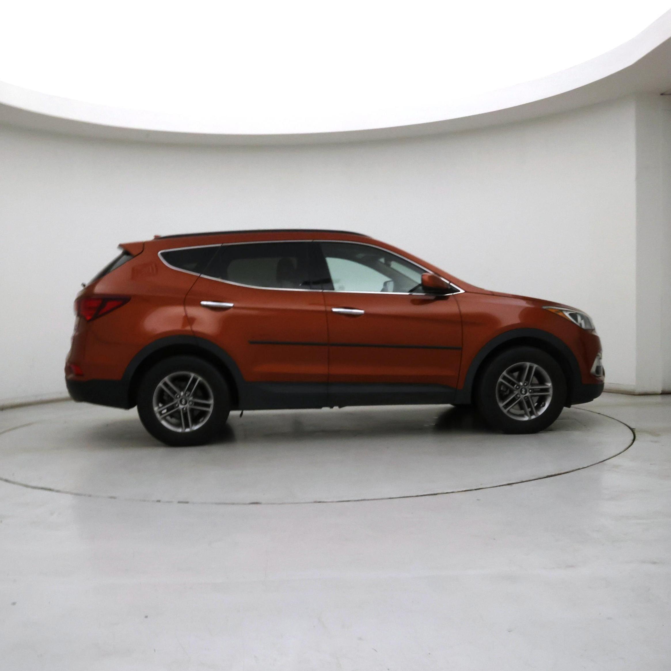 Thumbnail: 2017 Hyundai Santa Fe - 7