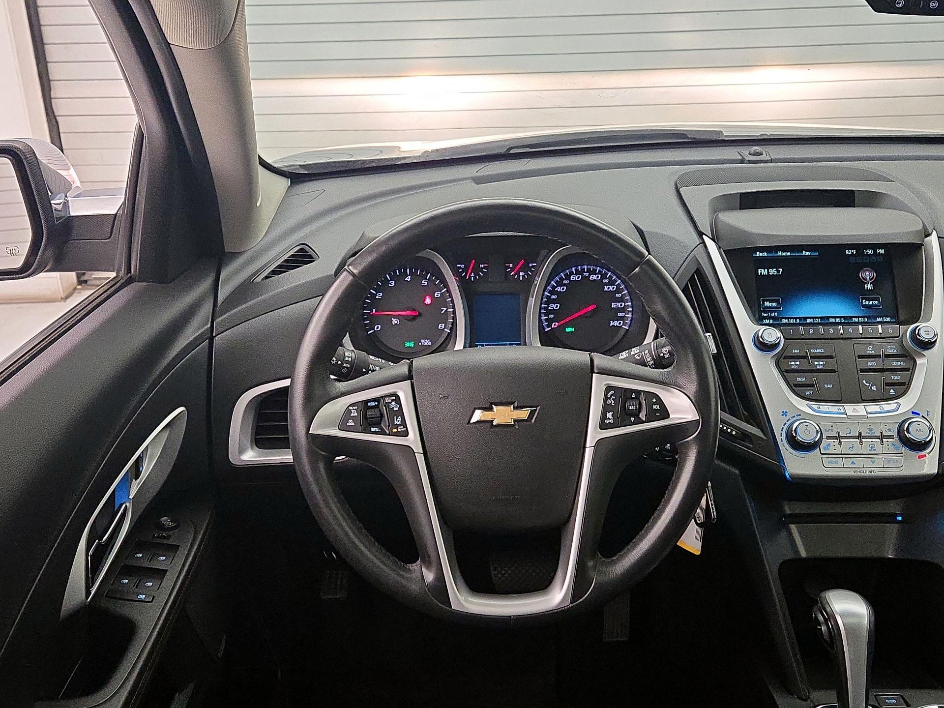 Thumbnail: 2015 Chevrolet Equinox - 10