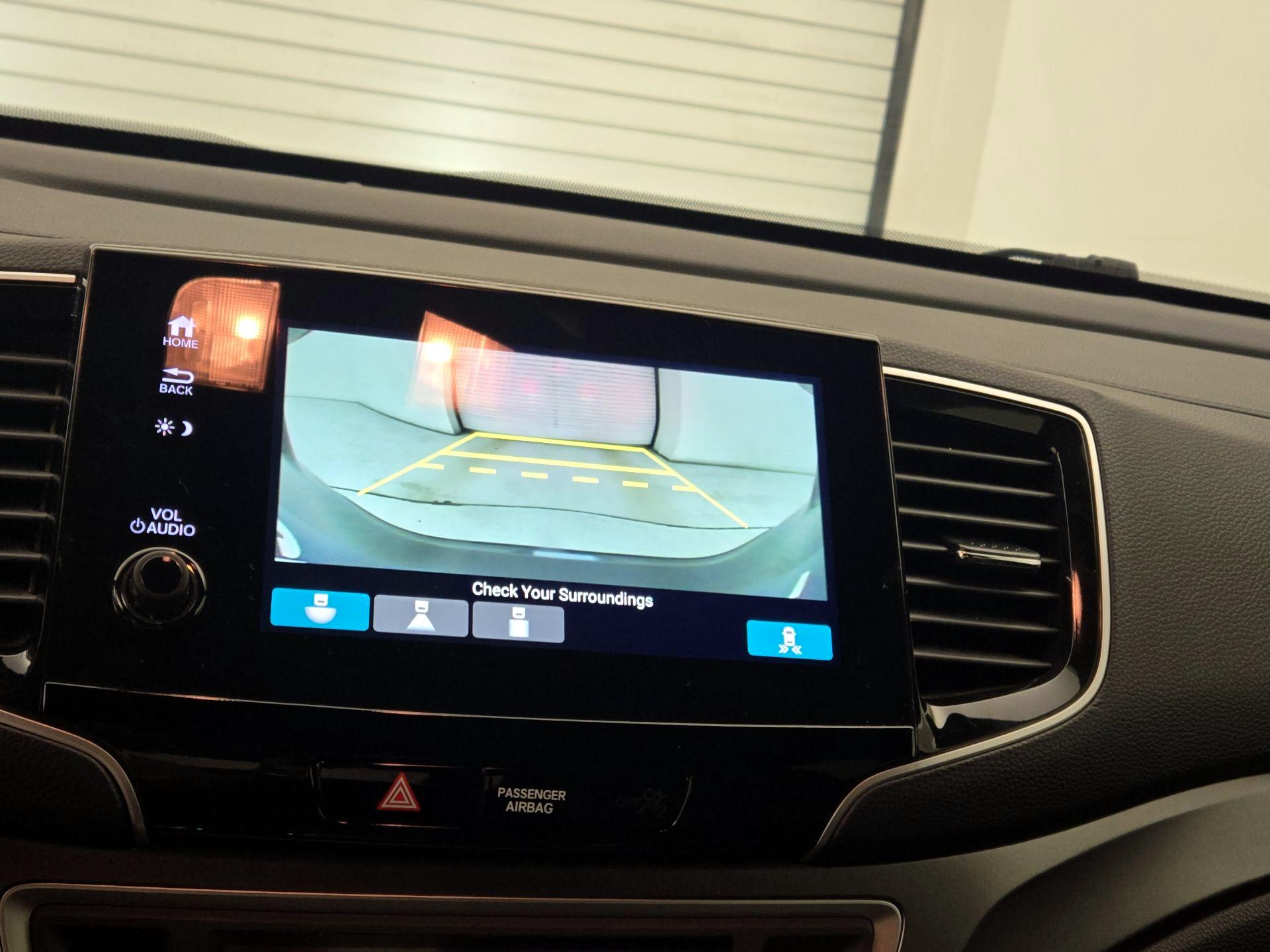 Thumbnail: 2019 Honda Passport - 14