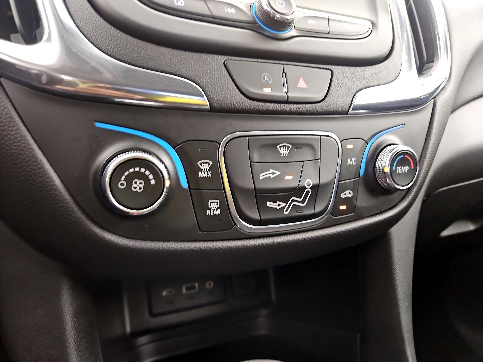 Thumbnail: 2023 Chevrolet Equinox - 16