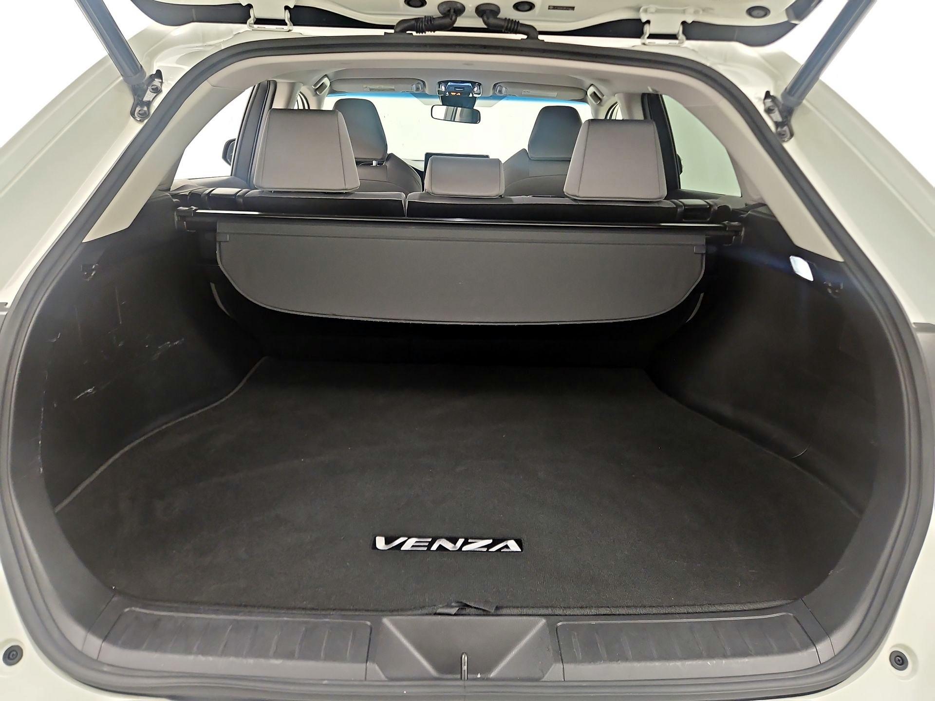 Thumbnail: 2021 Toyota Venza - 20