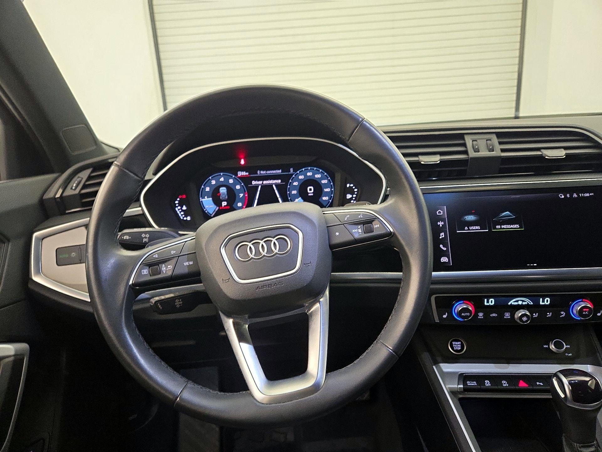Thumbnail: 2023 Audi Q3 - 10