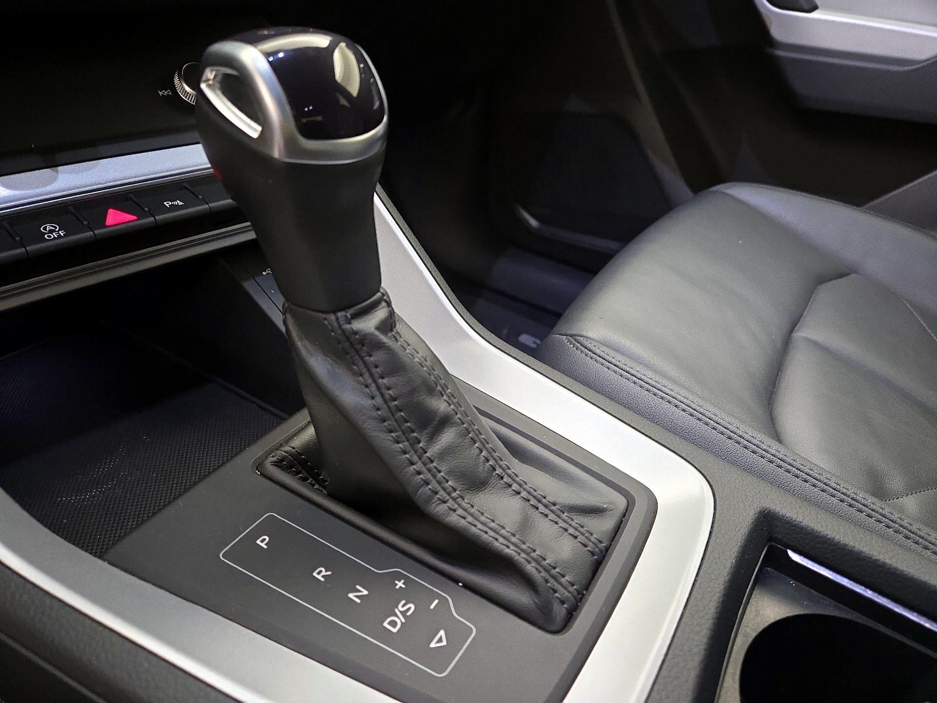 Thumbnail: 2023 Audi Q3 - 15