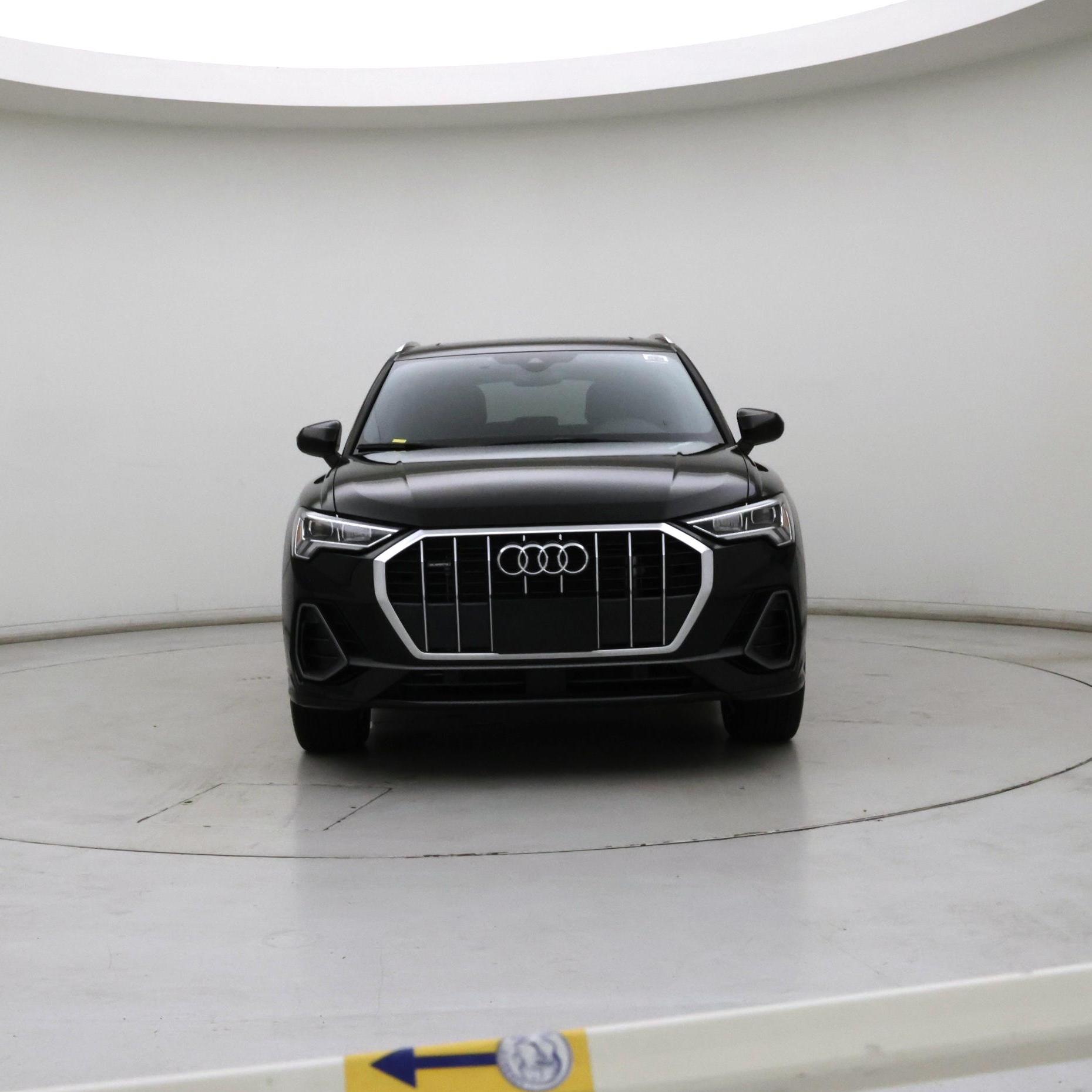 Thumbnail: 2023 Audi Q3 - 5