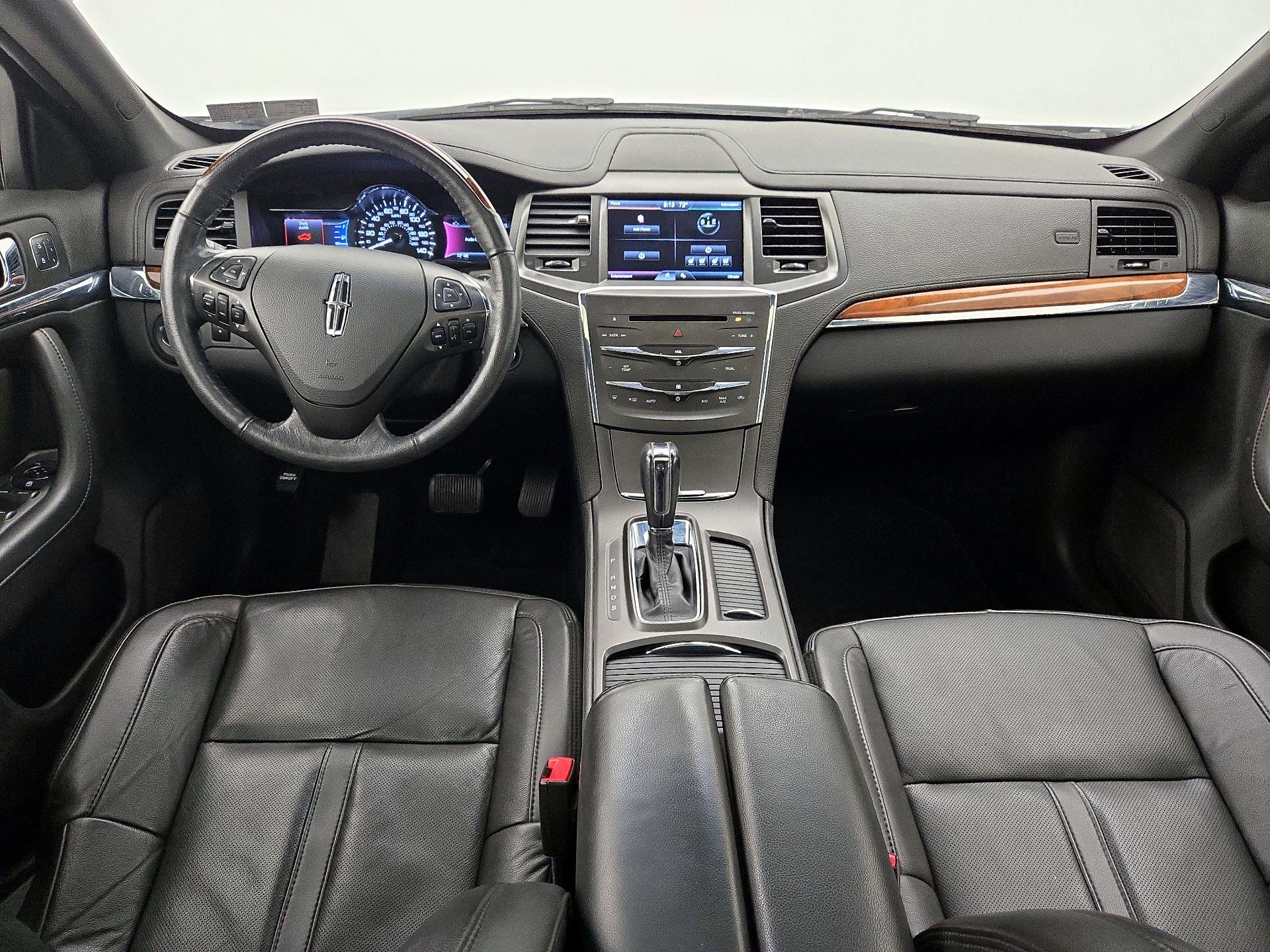 Thumbnail: 2015 Lincoln MKS - 9