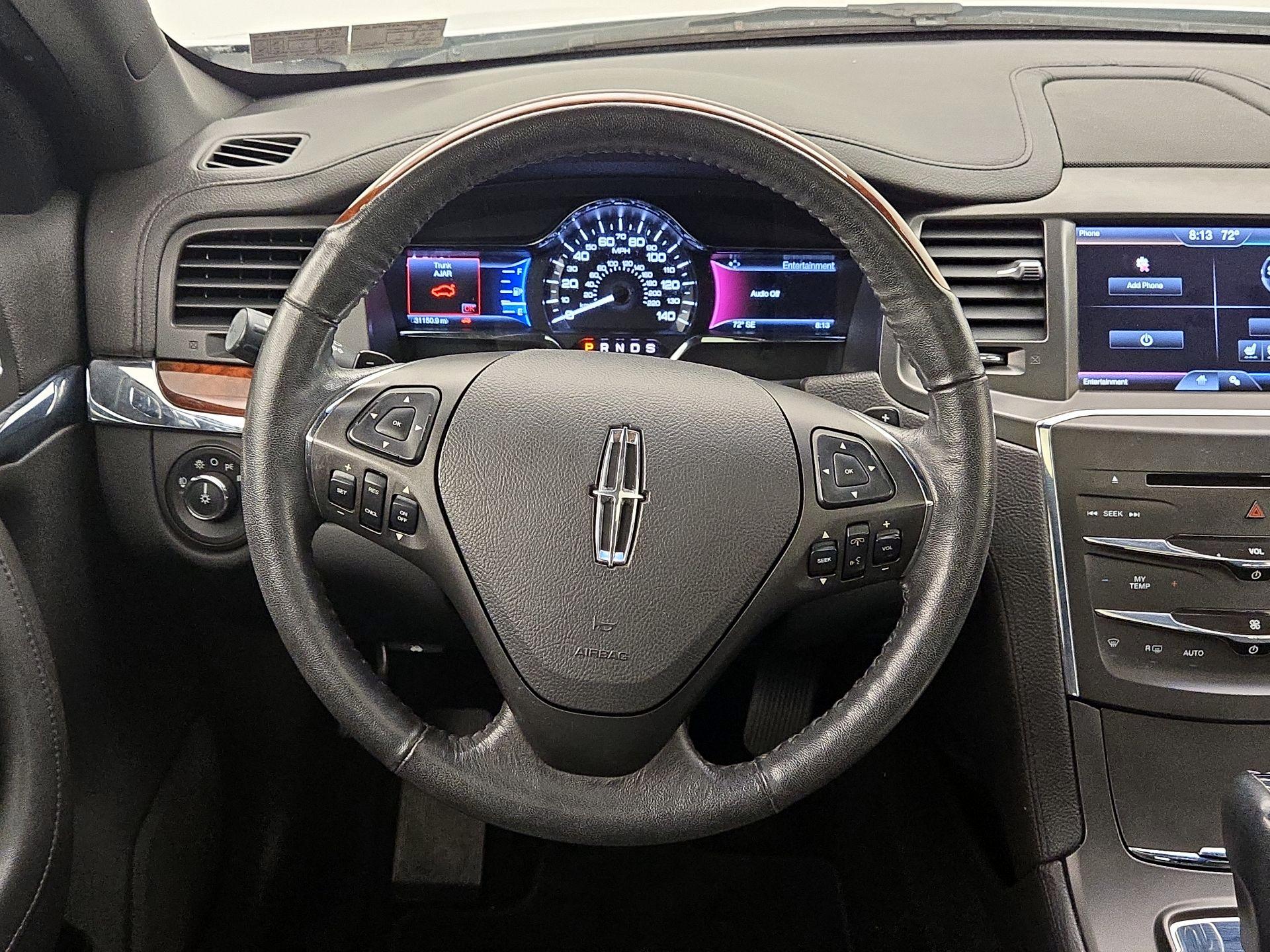 Thumbnail: 2015 Lincoln MKS - 10