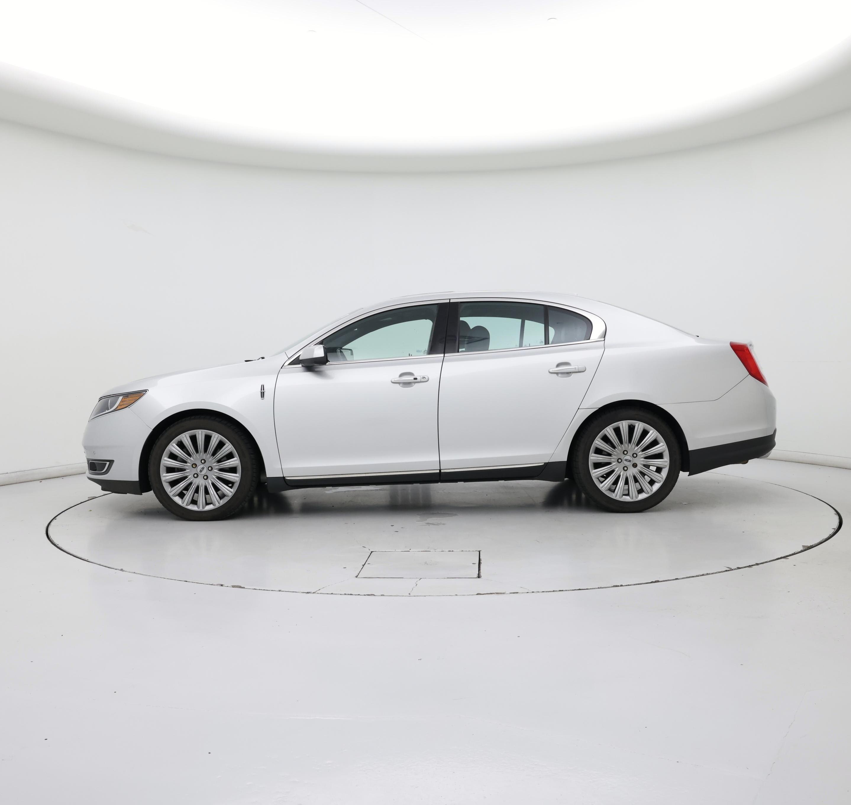 Thumbnail: 2015 Lincoln MKS - 3