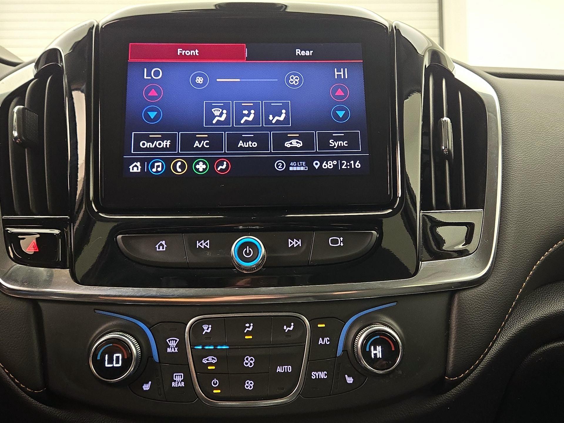 Thumbnail: 2021 Chevrolet Traverse - 16