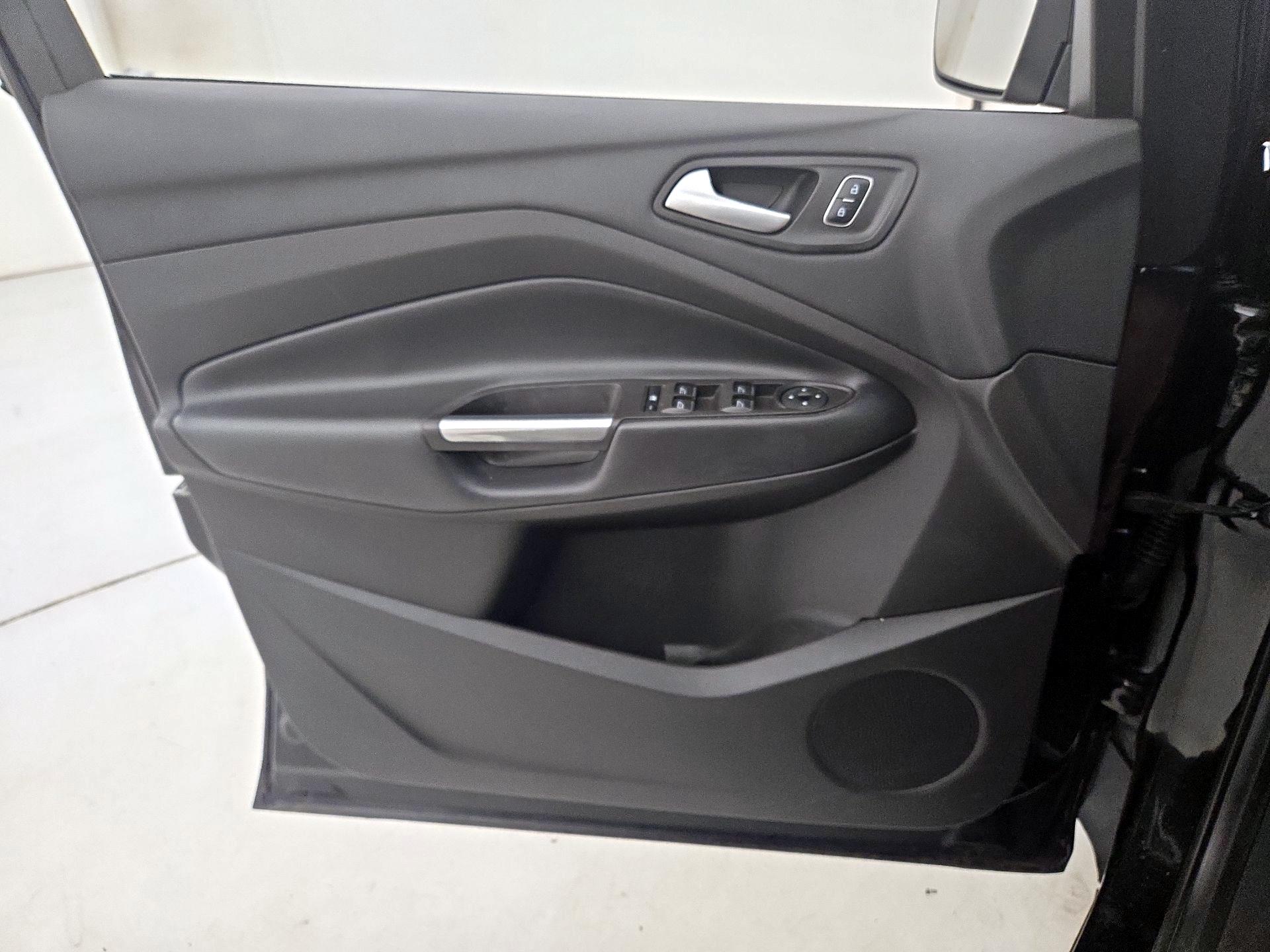 Thumbnail: 2019 Ford Escape - 12