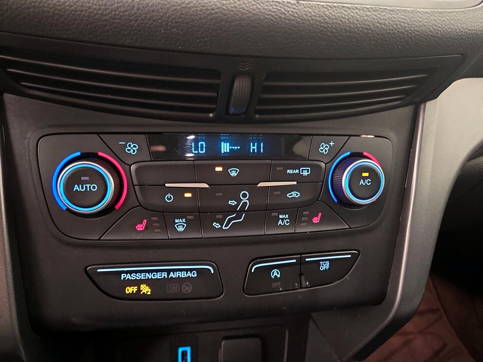 Thumbnail: 2019 Ford Escape - 16