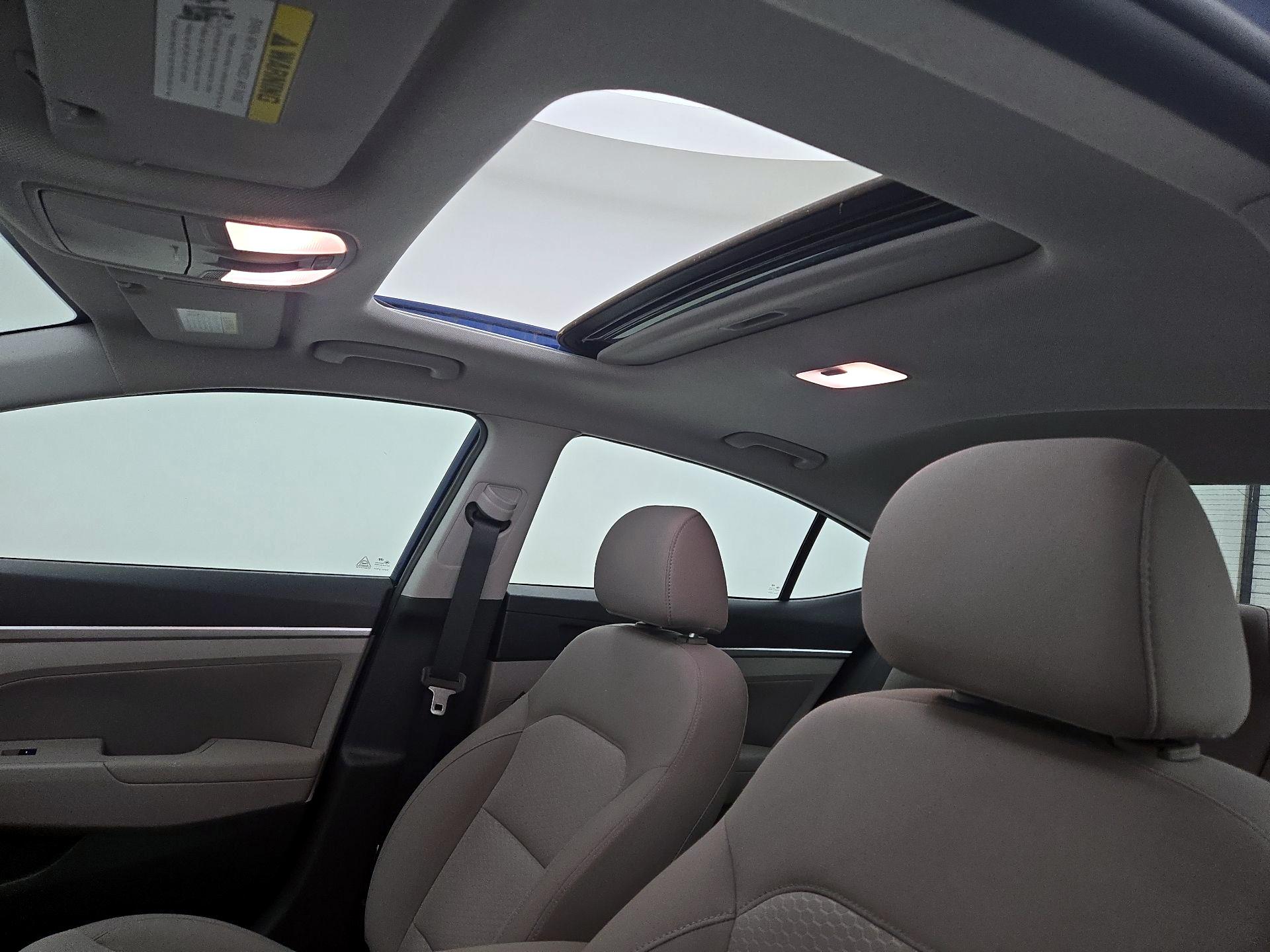 Thumbnail: 2020 Hyundai Elantra - 19