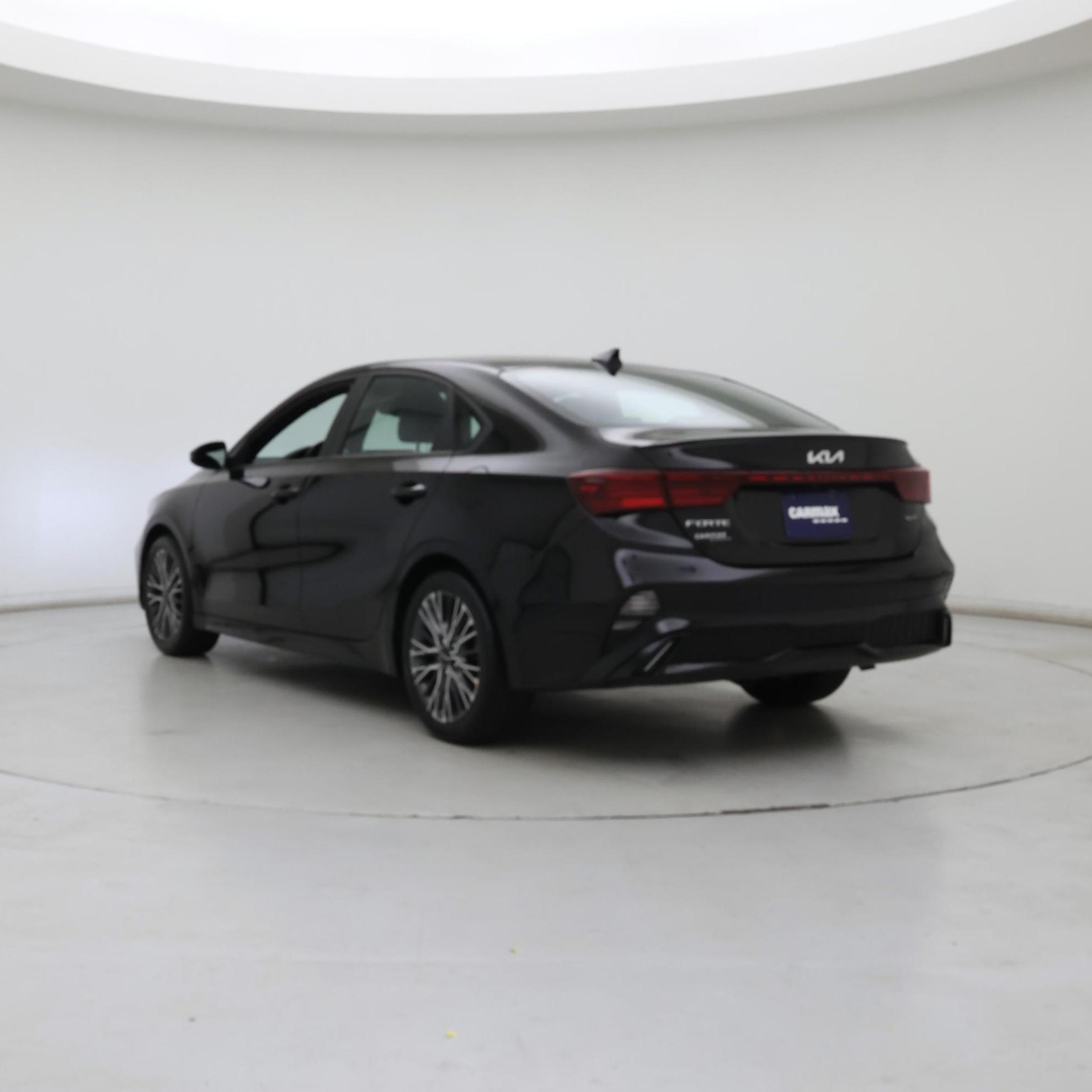 Thumbnail: 2022 Kia Forte - 2