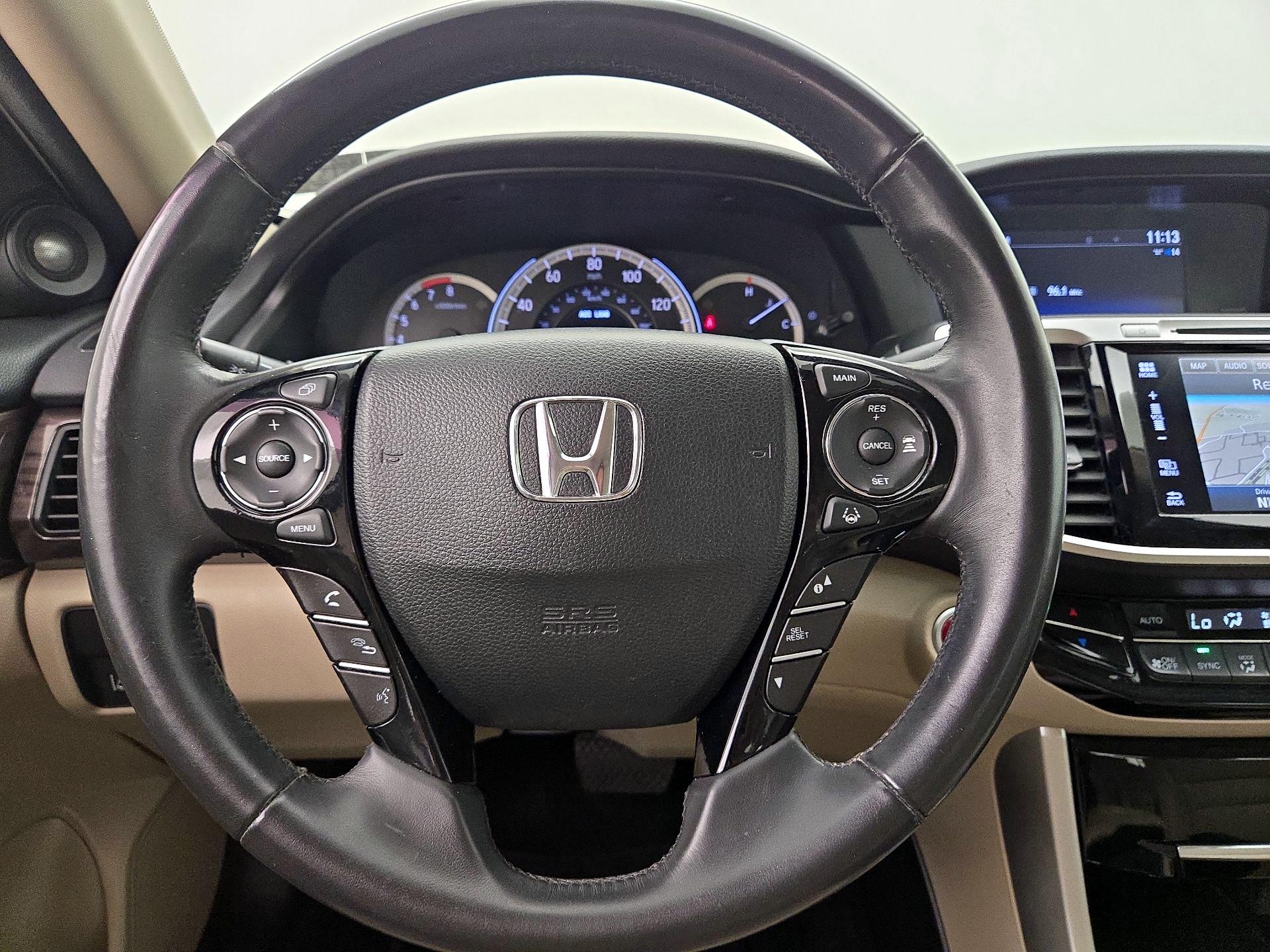 Thumbnail: 2017 Honda Accord - 10