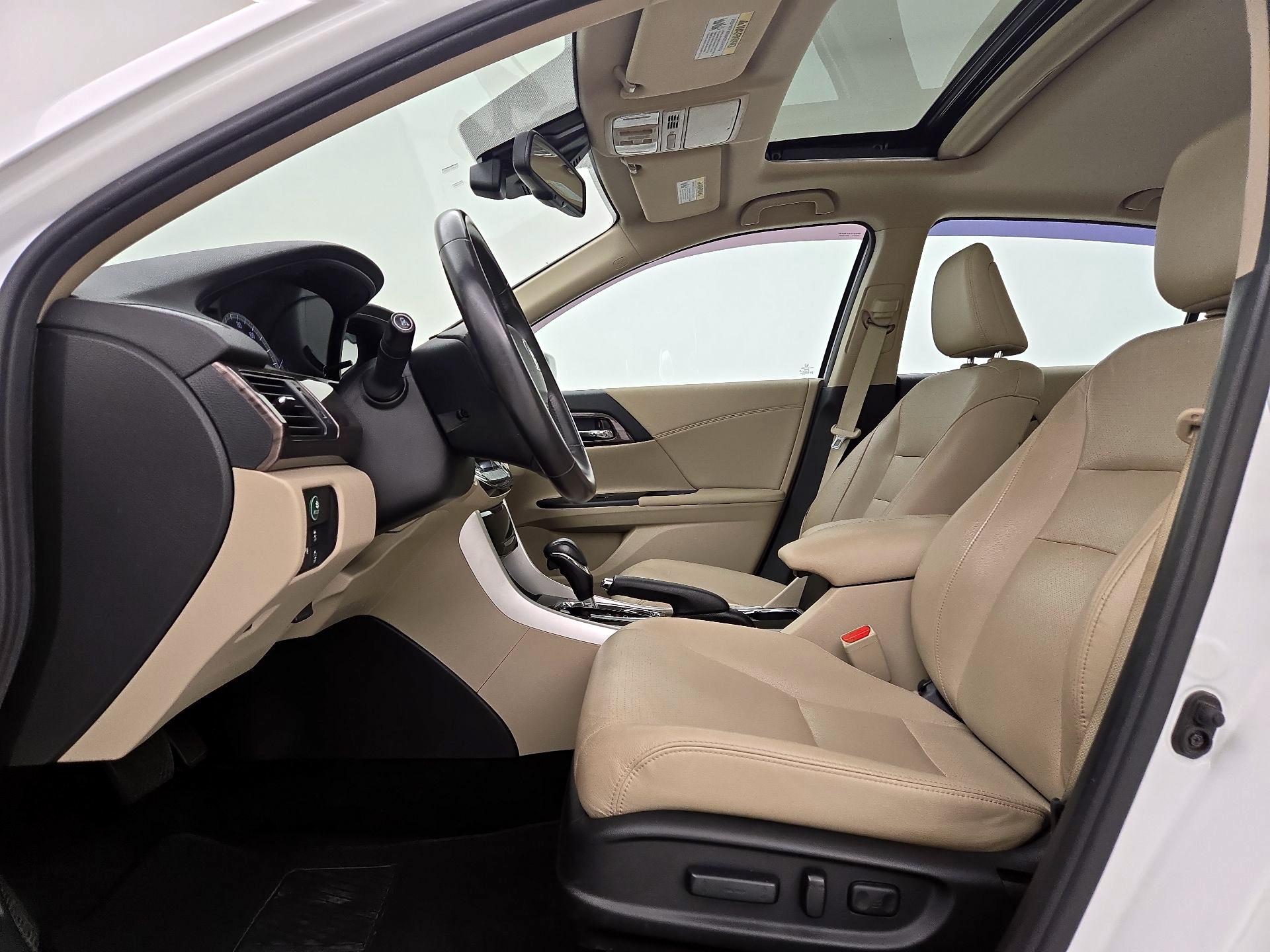 Thumbnail: 2017 Honda Accord - 11